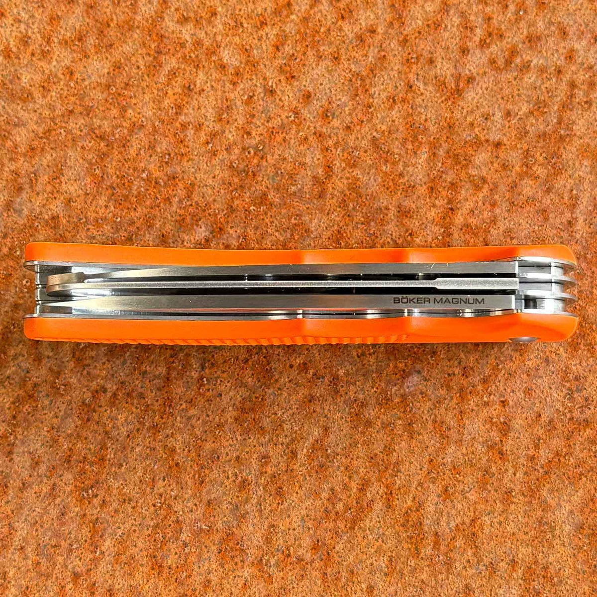 Magnum HL Triple Pocket Knife - Jagd Taschenmesser mit 2 Aufbrechklingen und Knochensäge inkl. Nylonetui – Detailansicht