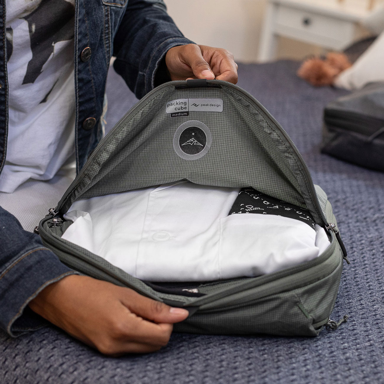 Peak Design Packing Cubes 18L – Packwürfel mit Kompressionsfunktion – Detailansicht