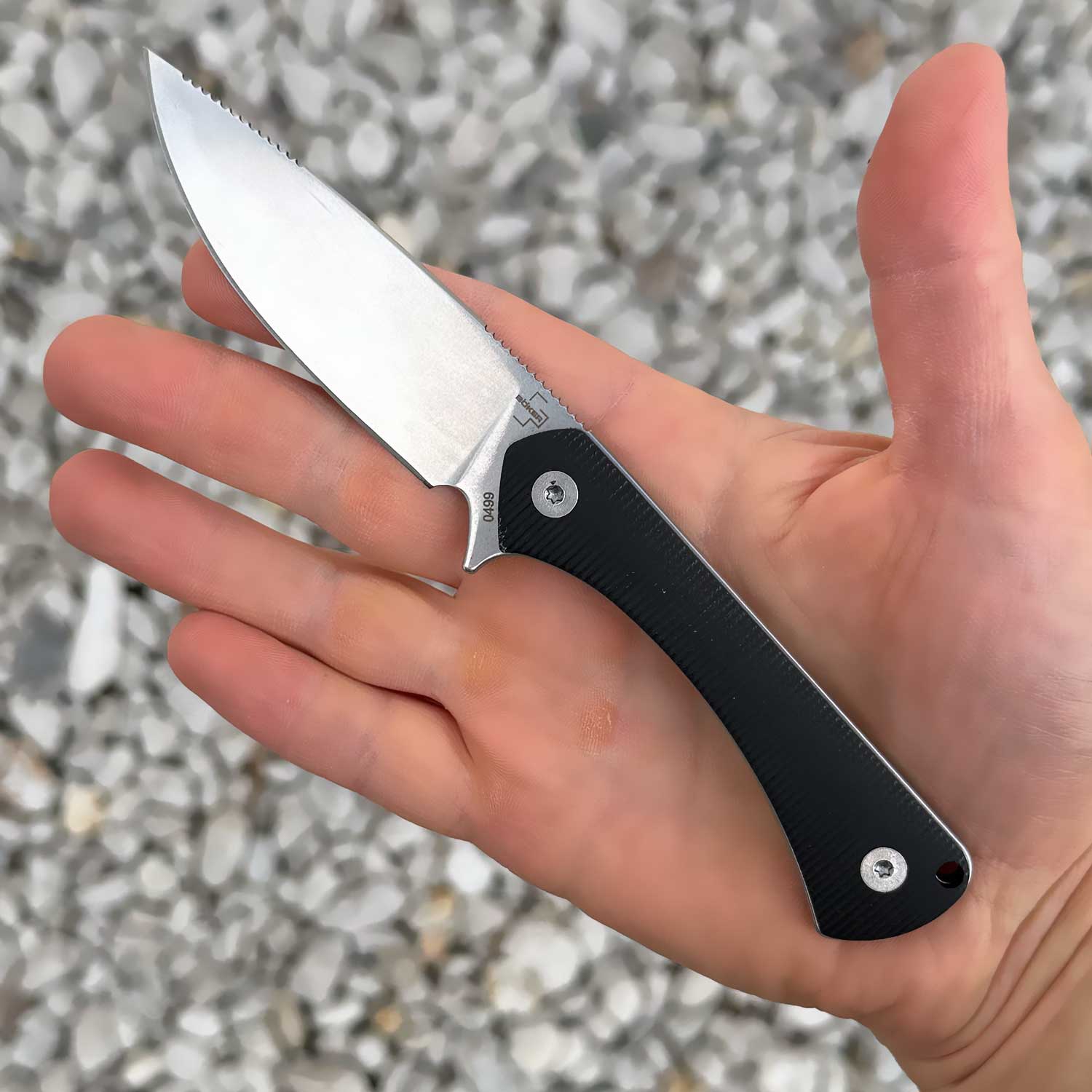 Böker Plus Brasa – Robustes Outdoor- und Jagdmesser mit Kydexscheide & Clip – Detailansicht
