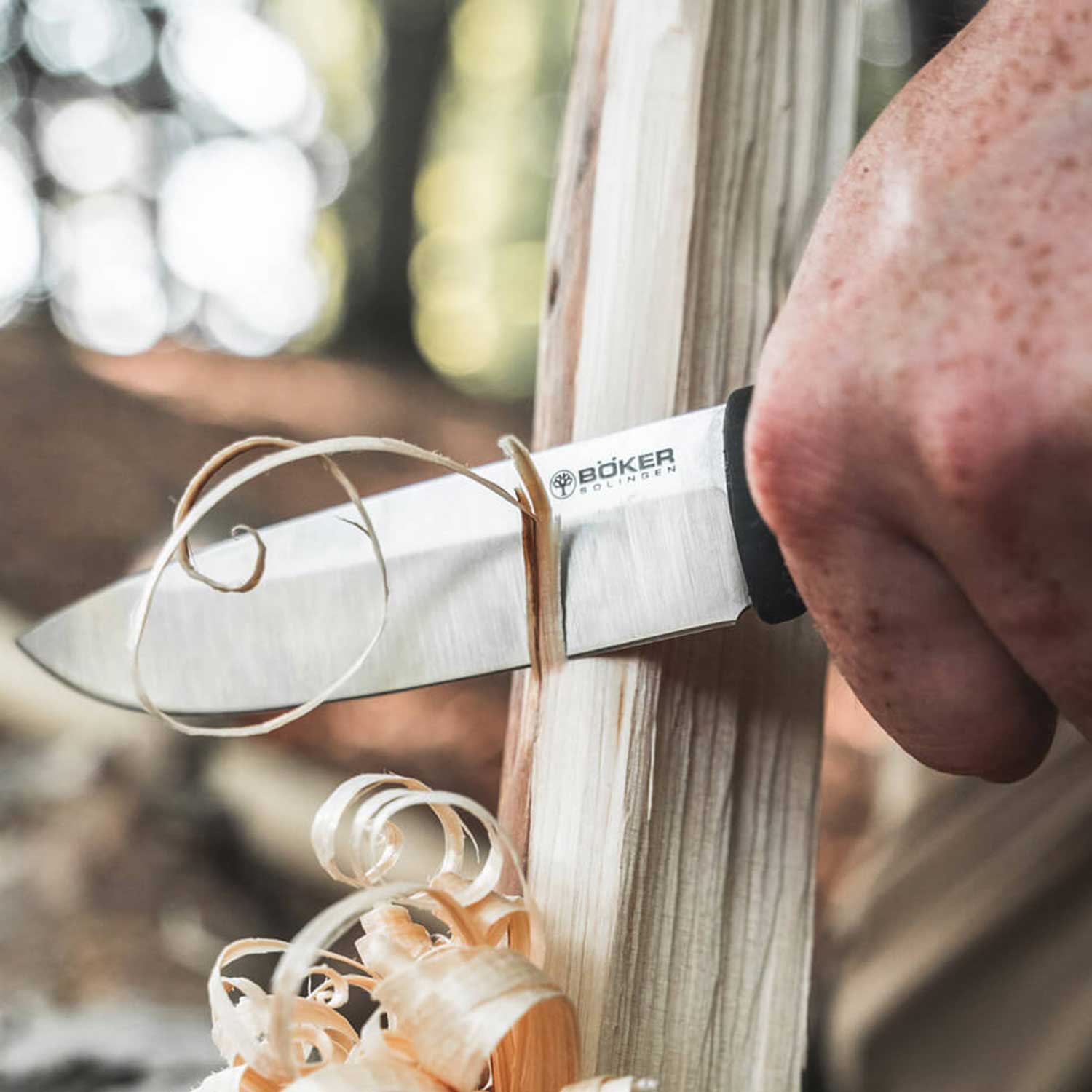 Böker Bronco - Outdoormesser mit Köcherscheide aus Leder in 2 Varianten – Detailansicht
