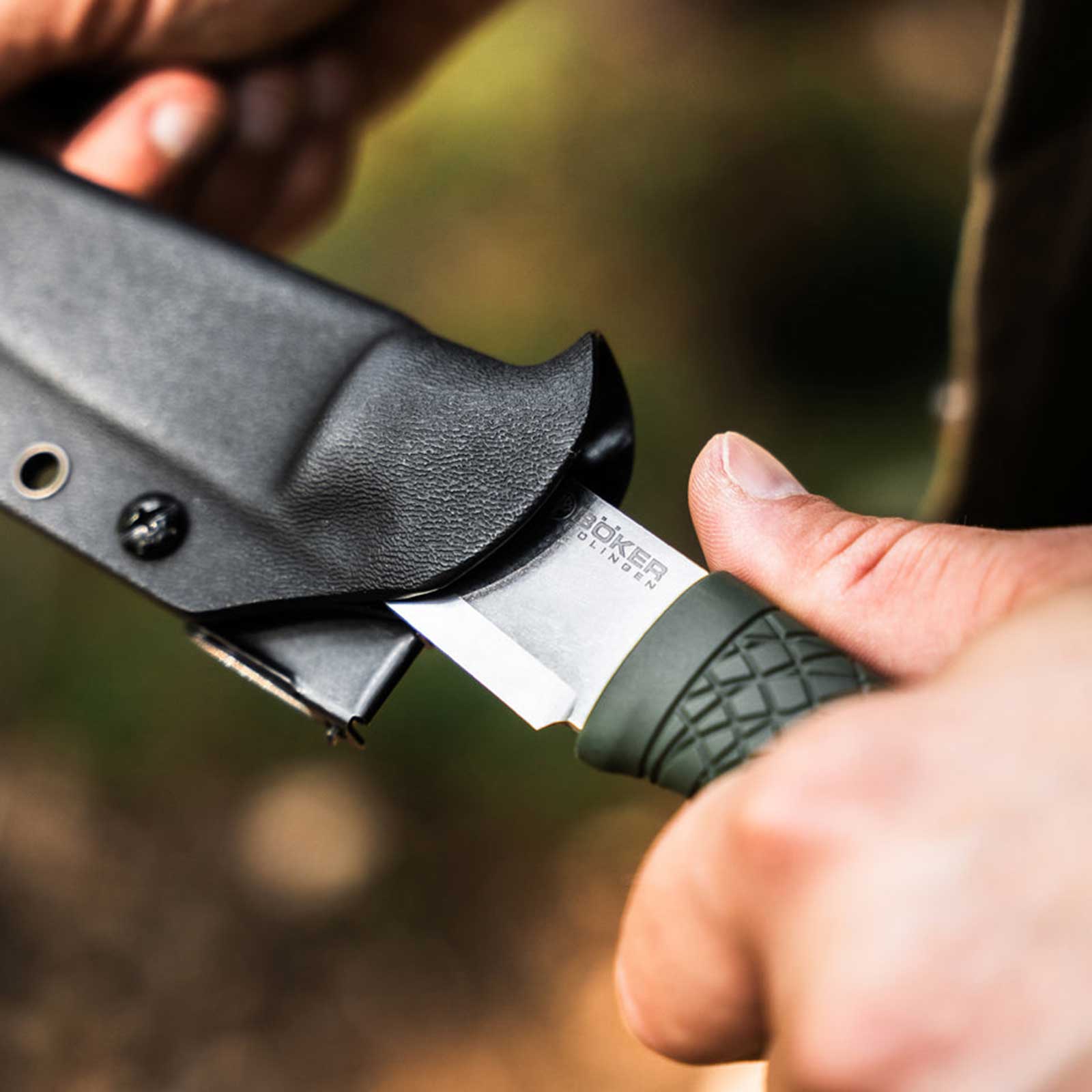Böker Bronco Mini CPM-3V Green Scandi – Bushcraft-Messer mit Kydexscheide