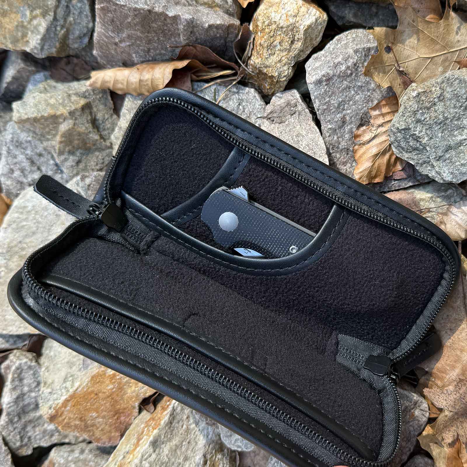 Böker Filz-Etui – Messertasche mit Reißverschluss und Fächern – Innenfächer und Organisation