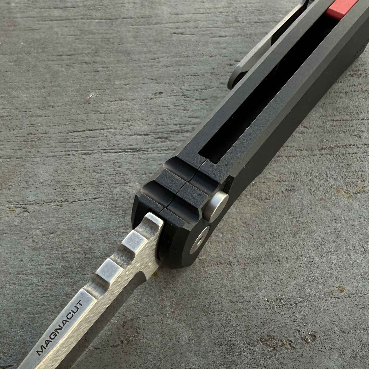 Böker Mini Redencion 42a Taschenmesser - Ansicht der Griffschalen