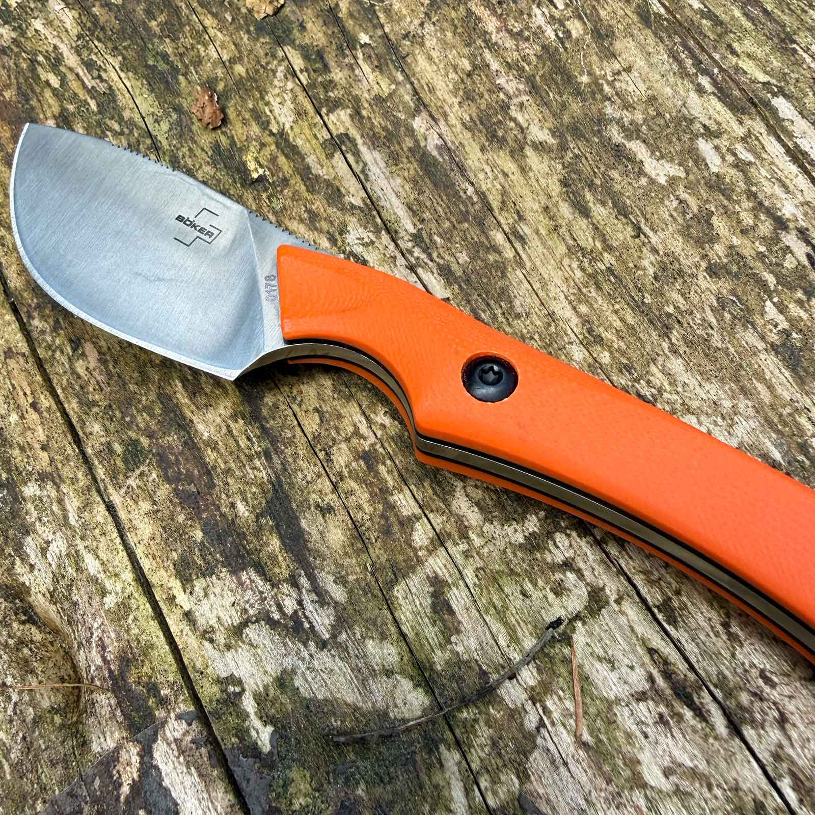 Böker Plus M.U.K. Outdoormesser orange - Detail Klinge