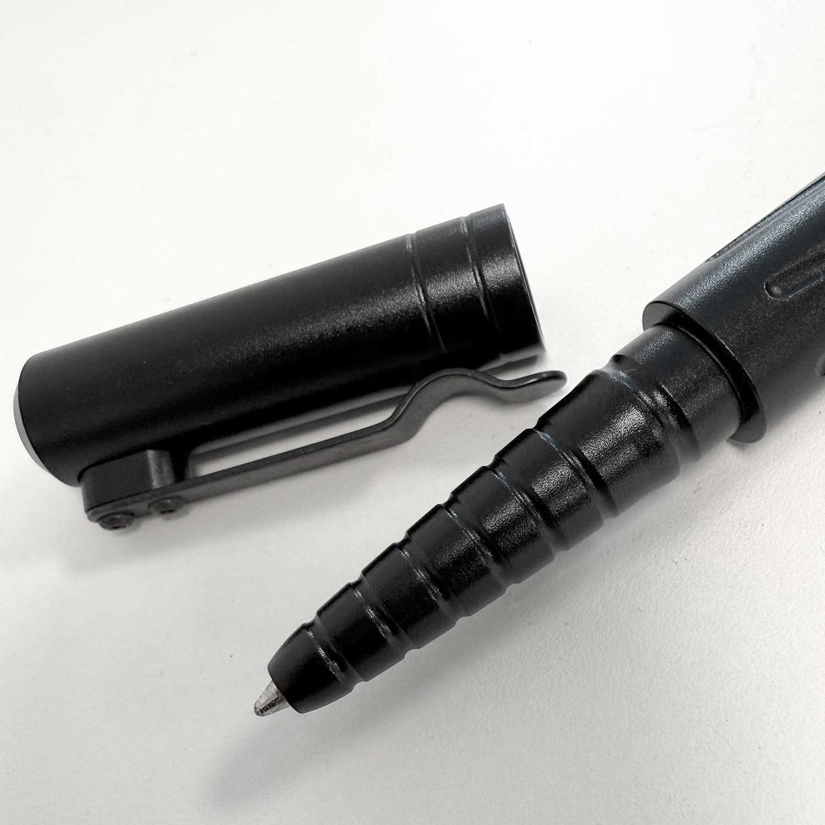 Böker Plus Twista – Taktischer Kugelschreiber mit Glasbrecherfunktion und Clip – Detailansicht