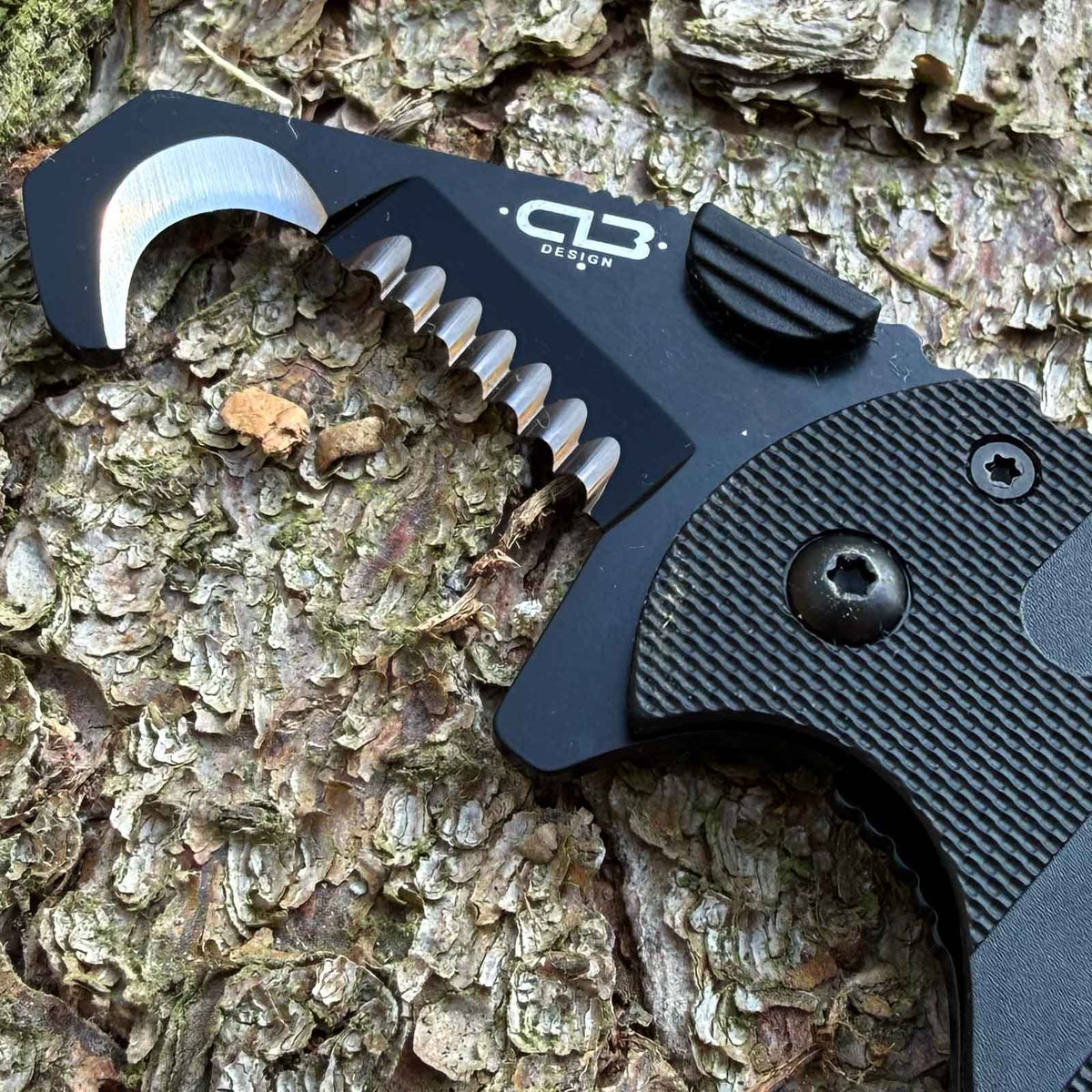 Böker Plus Rescom 2.0 – kompaktes Rettungsmesser mit umsetzbarem Clip – Produktansicht des Messers – Detailansicht 2