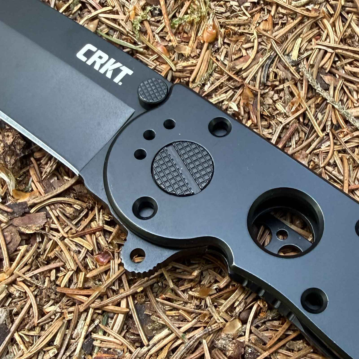 CRKT M16-04 KS Tanto Taschenmesser mit Tip Down Clip schwarz – Klingenform und Spitze / Messeransicht