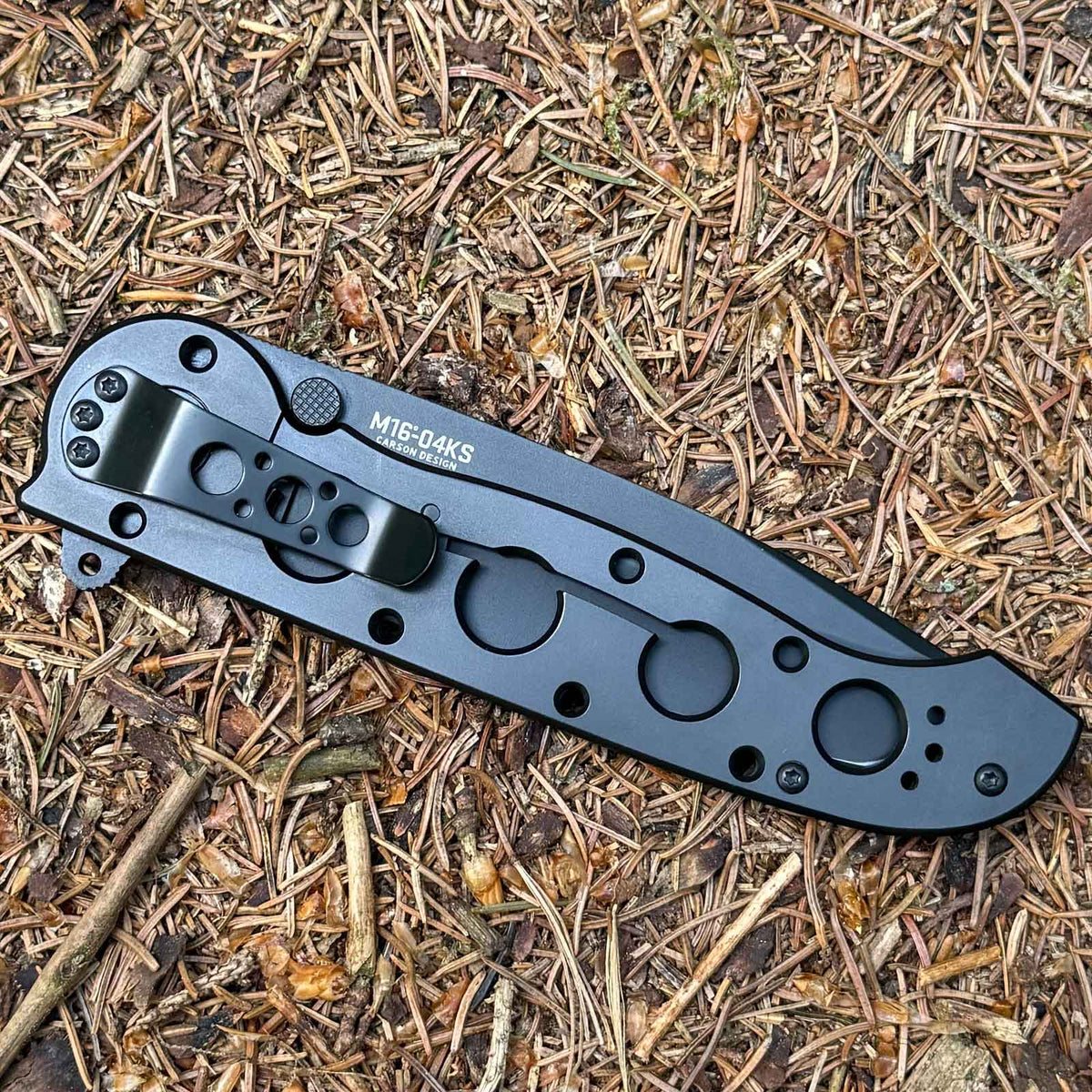 CRKT M16-04 KS Tanto Taschenmesser mit Tip Down Clip schwarz – Klingenform und Spitze / Messeransicht