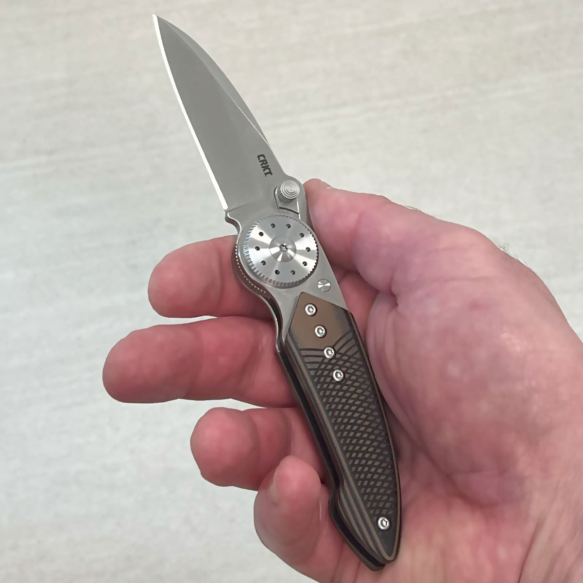 CRKT Walker Blade Lock - Sammler Taschenmesser Edelstahl mit Tip Up Clip – Detailansicht
