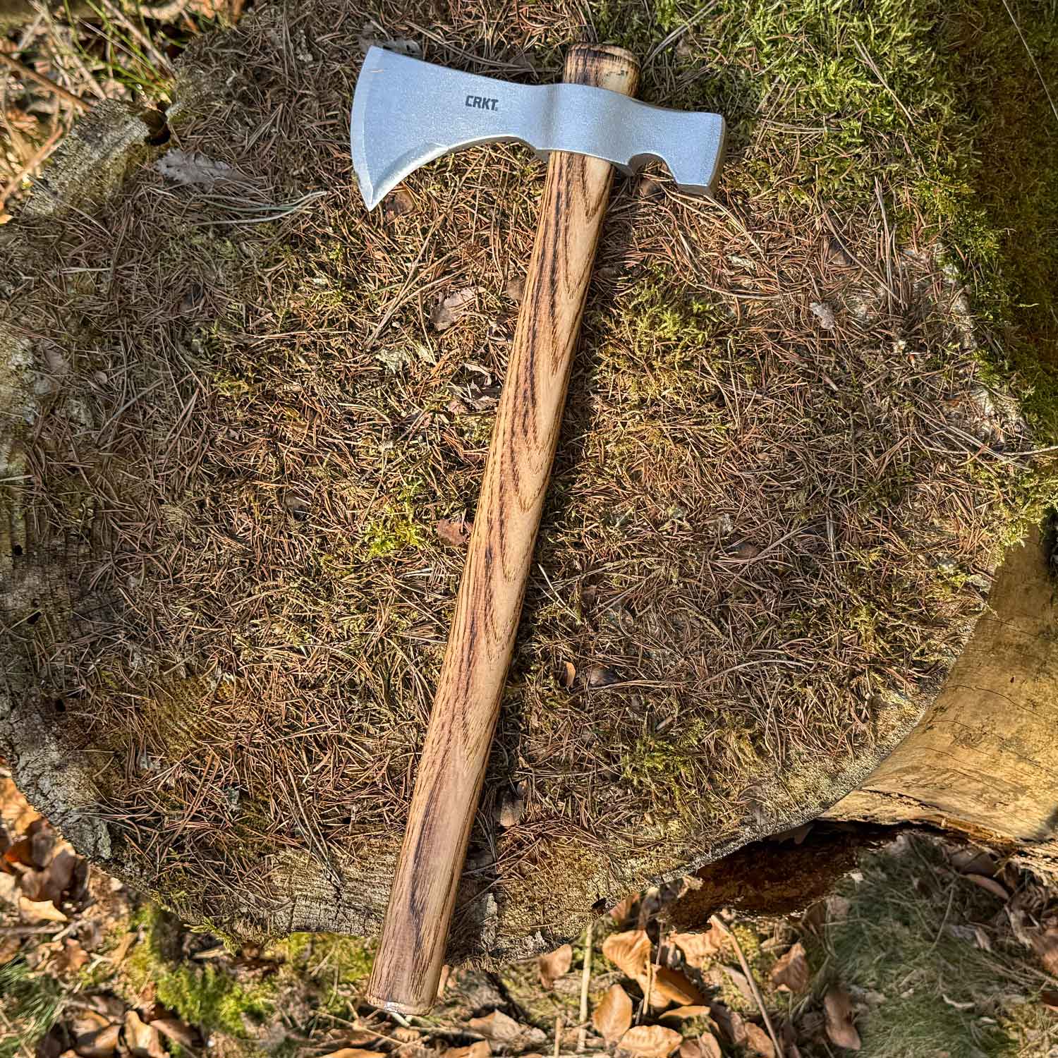 CRKT Woods Chogan T-Hawk Axt / Tomahawk - Outdoor Handbeil mit Hickoryholzgriff