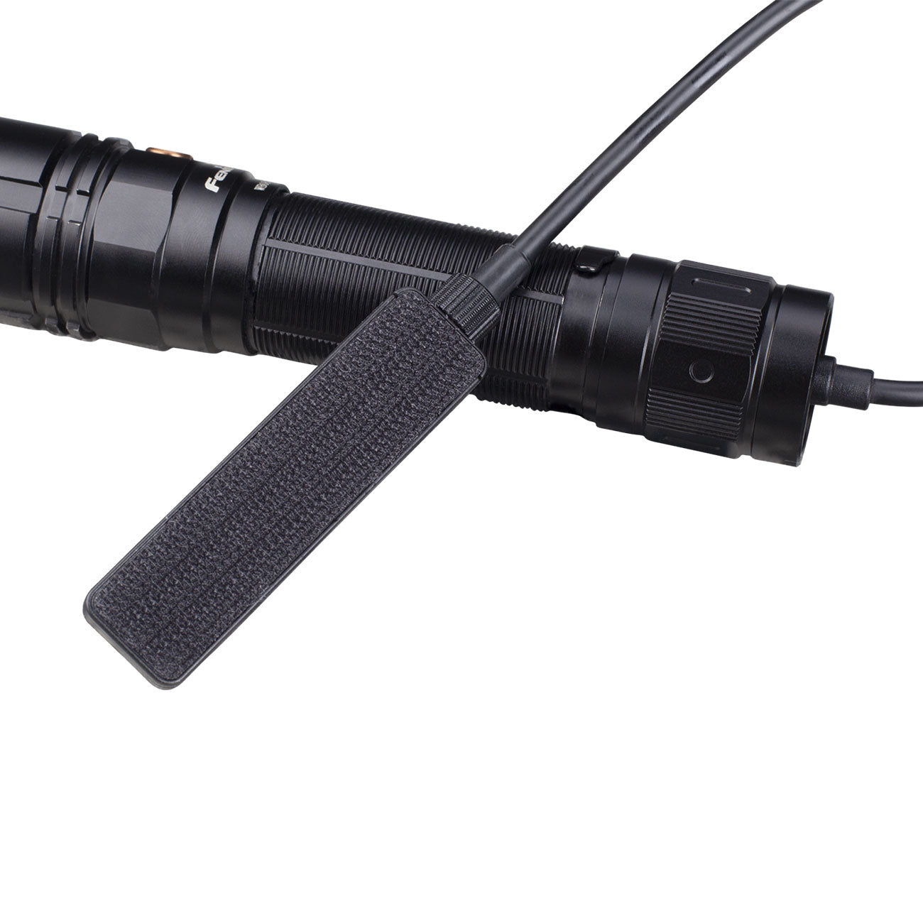 Fenix AER-04 Kabelschalter / Remote Switch für Taschenlampen – Detailansicht