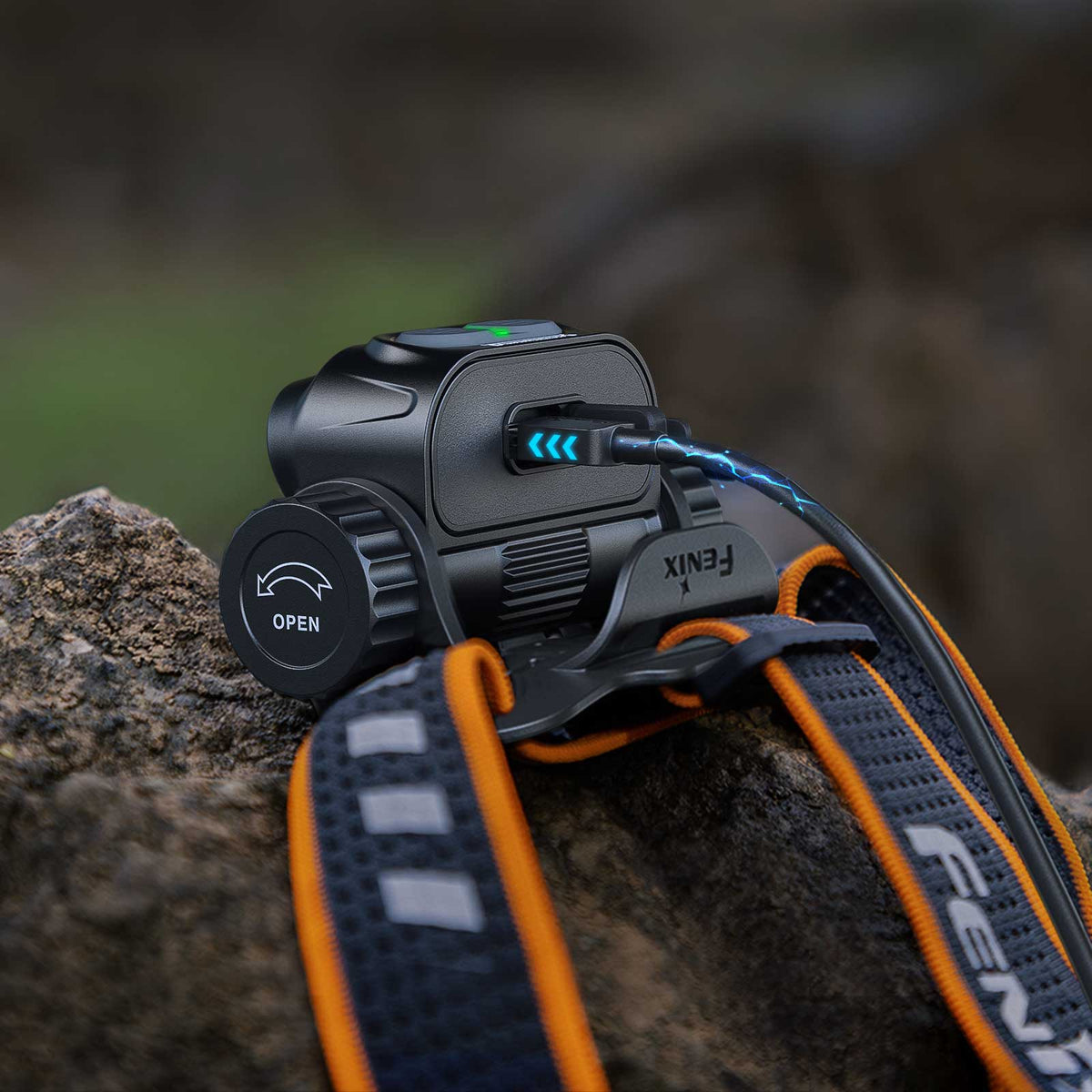 Fenix HM65R V2.0 – Stirnlampe – Akku usb-c Laden