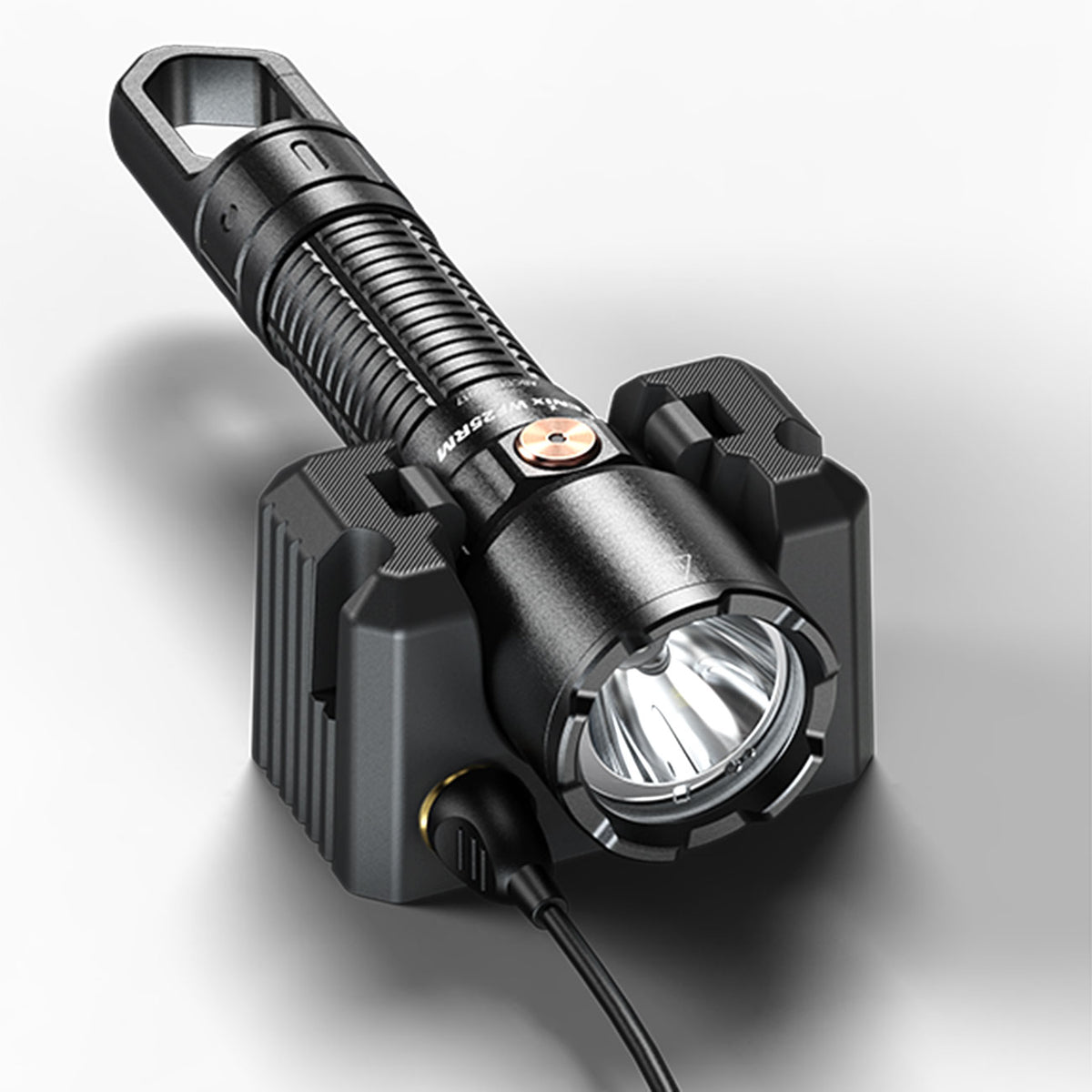 Fenix WF25RM – Polizei Taschenlampe mit Ladestation, 3000 lm, Weiß- & UV-Licht – Produktansicht der Lampe