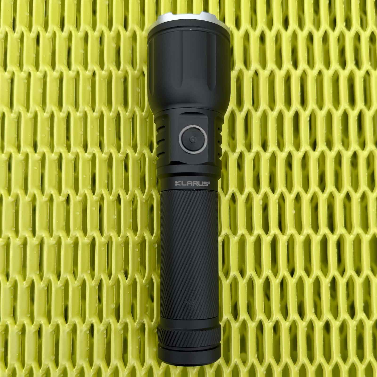 Klarus A3 Zoom – fokussierbare Taschenlampe – Leuchtkegel verstellbar