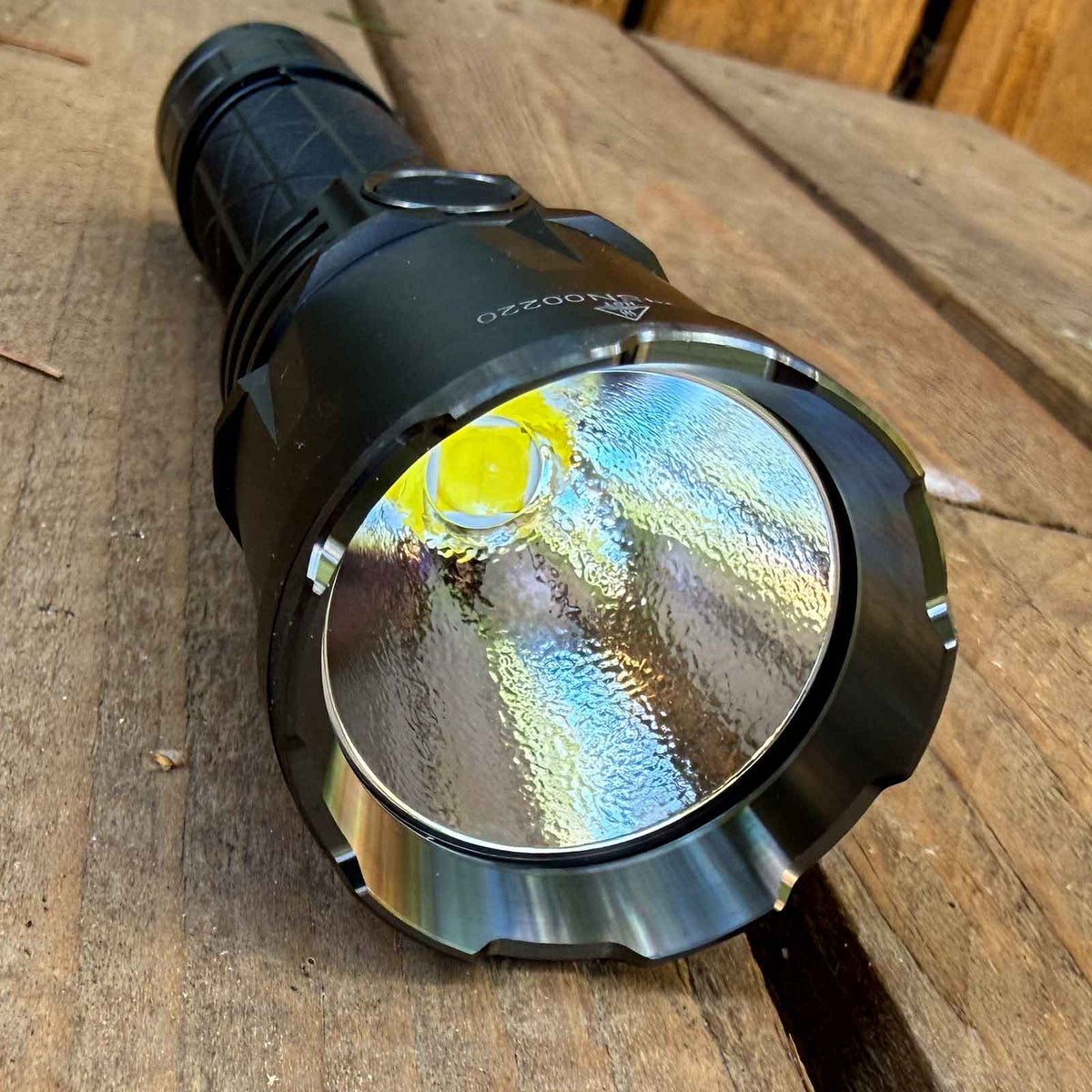 Klarus XT21X Pro – Polizei Taschenlampe mit 4400 Lumen, 5000 mAh Akku, USB-C