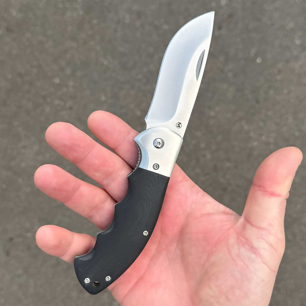 Magnum NW Skinner – Jagd Taschenmesser aus Edelstahl mit Clip – Detailansicht