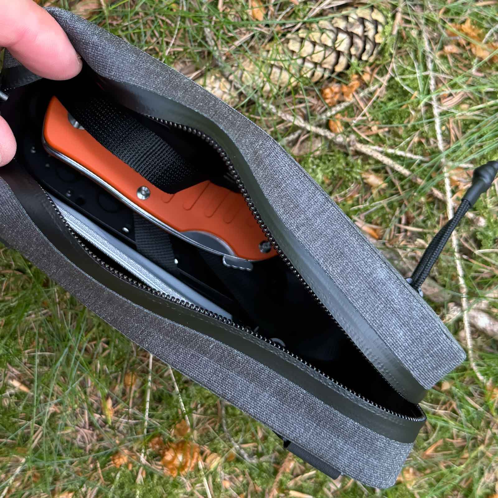 Nitecore NPP02 EDC Outdoor Tasche - Detailansicht Tasche innen