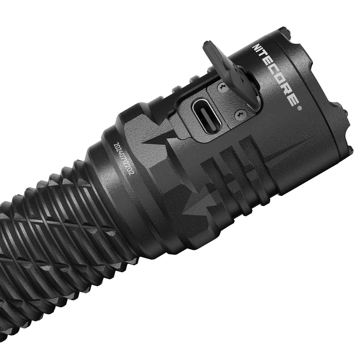 Nitecore P27iX Polizei Taschenlampe - Ansicht USB Ladeanschluss
