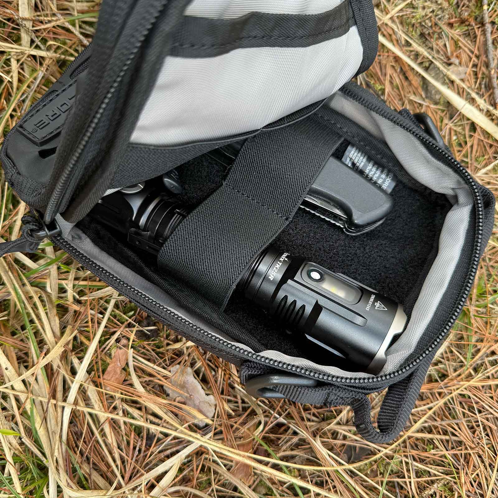 Nitecore NUP10 Tactical Utility Pouch – Outdoor Tasche - Innenansicht