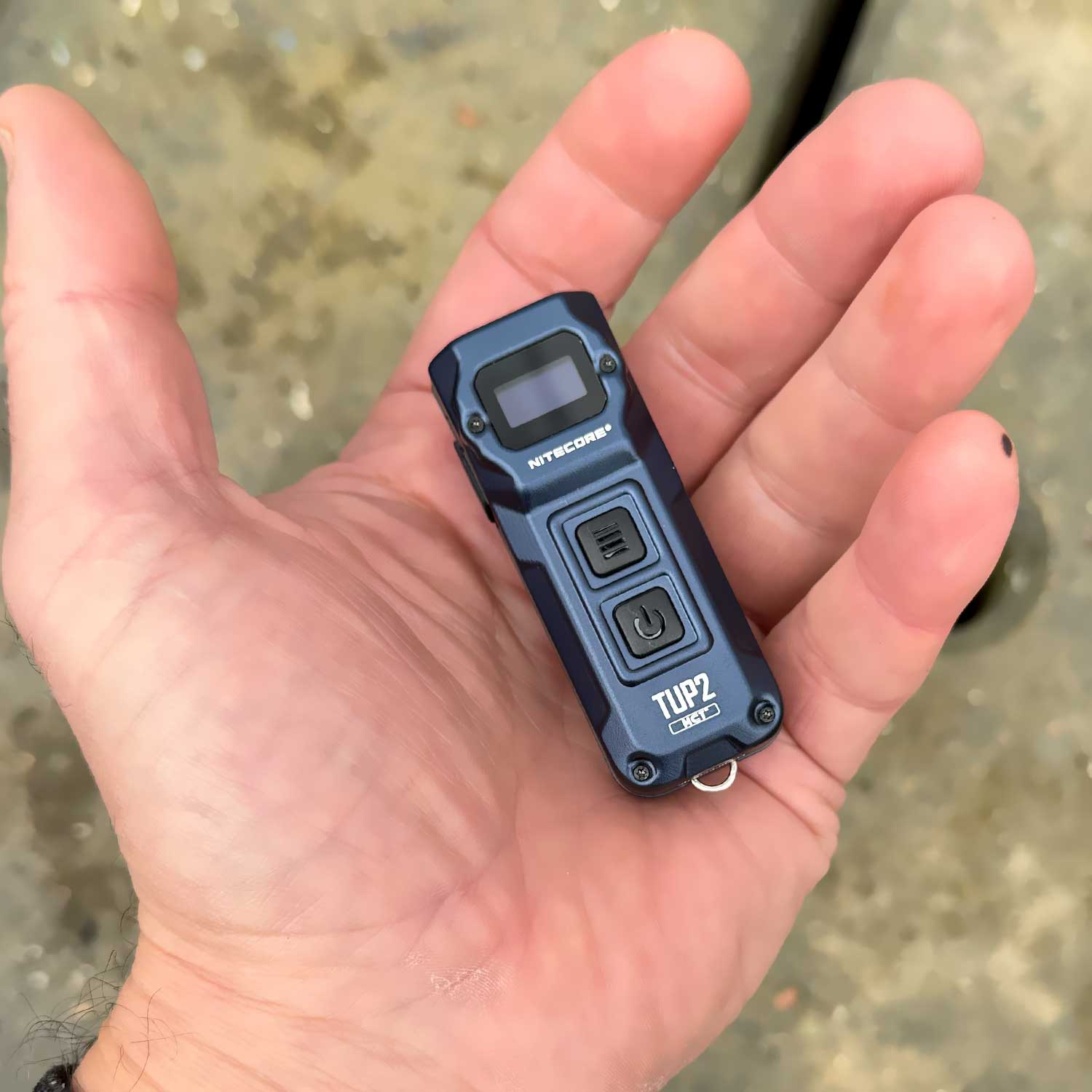 Nitecore TUP2 - Mini-Taschenlampe mit 3 Lichtfarben 1200 Lumen USB-C – Detailansicht