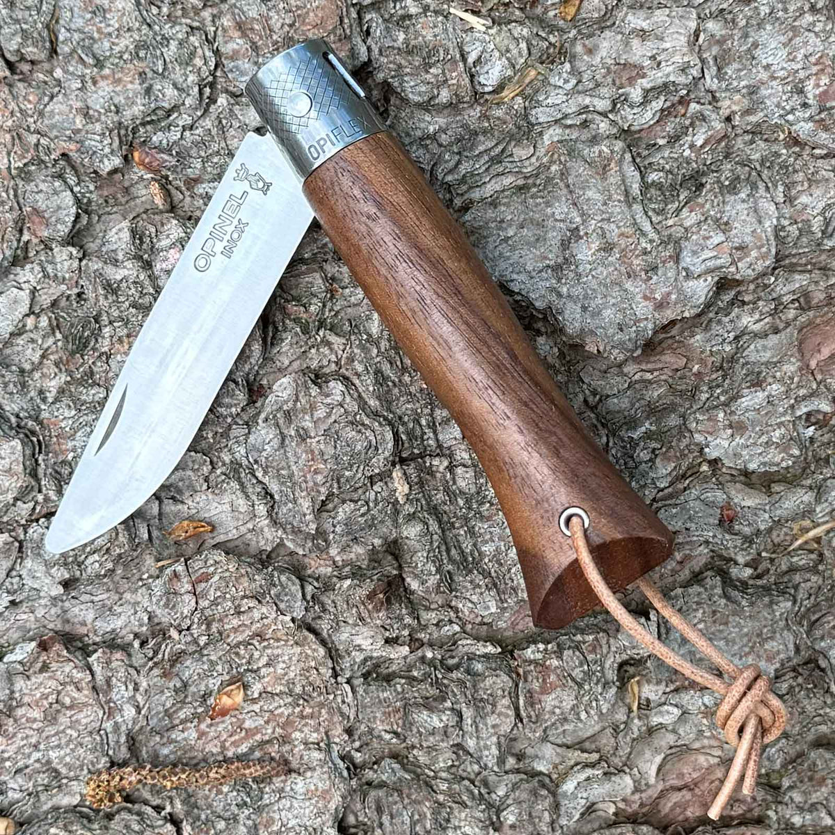 Opinel néo6 Taschenmesser - Ansicht Walnussholz