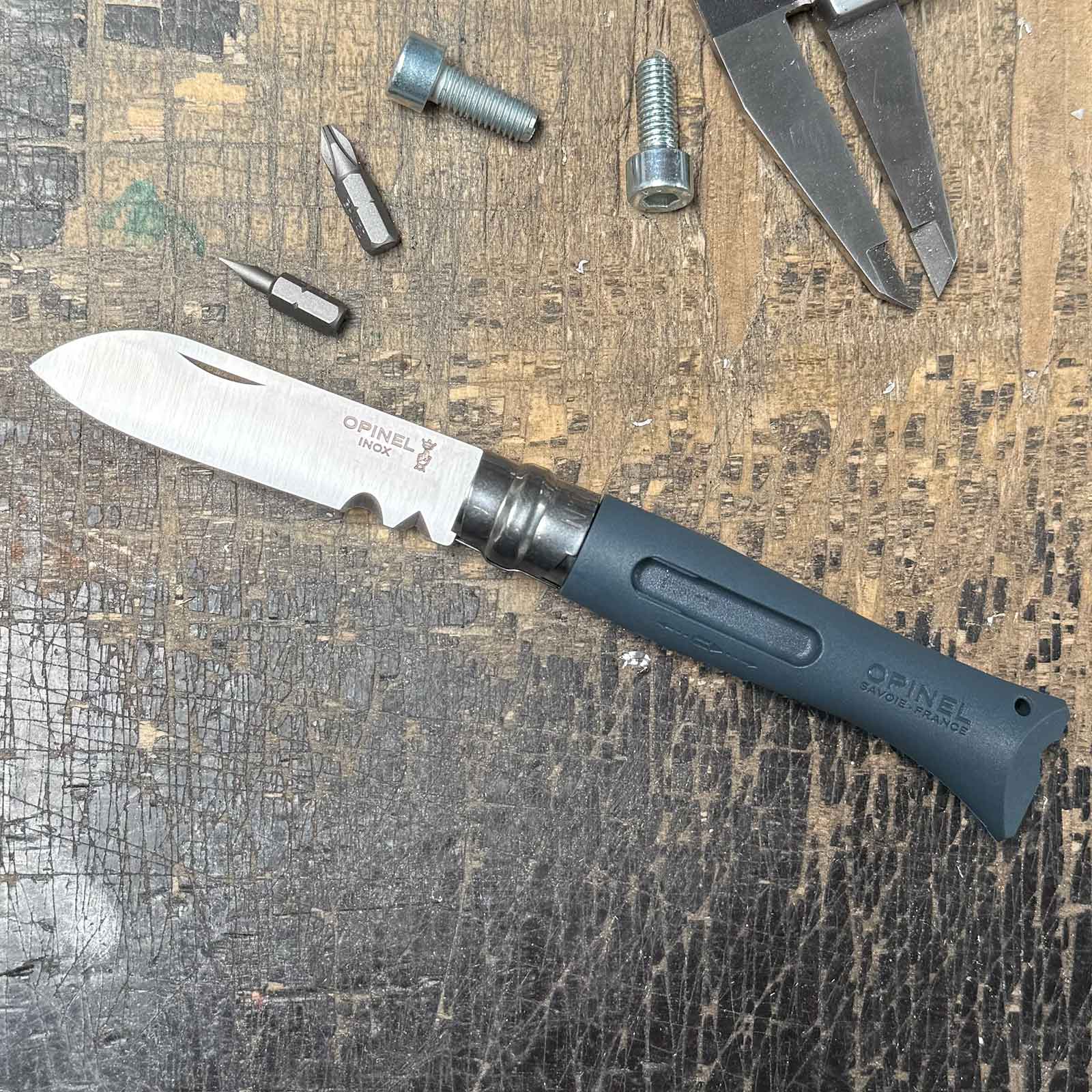 Opinel No 09 DIY Bricolage – Heimwerker Taschenmesser mit Abisolierer und Bits in 2 Farben – Messeransicht