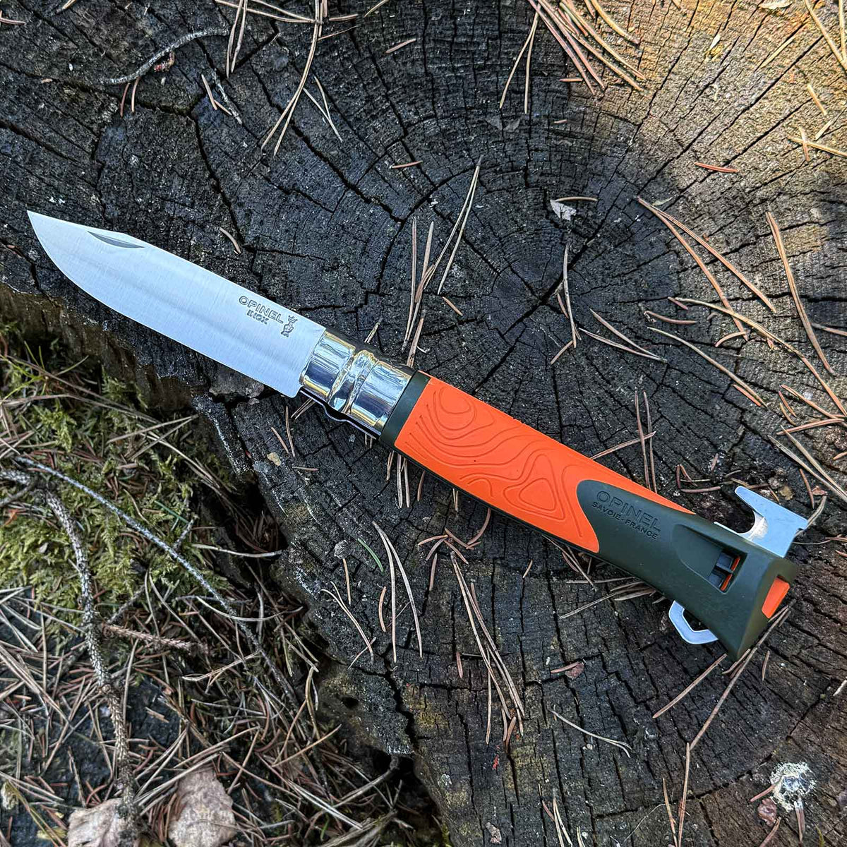 Opinel No 12 EXPLORE - großes Taschenmesser mit Zeckenzange – Farbvariante orange, Klinge und Schneide