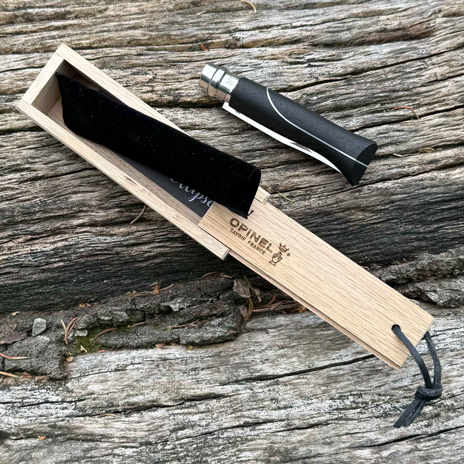 Opinel No 08 Ellipse Ebenholz - französischer Taschenmesser in Holzkiste