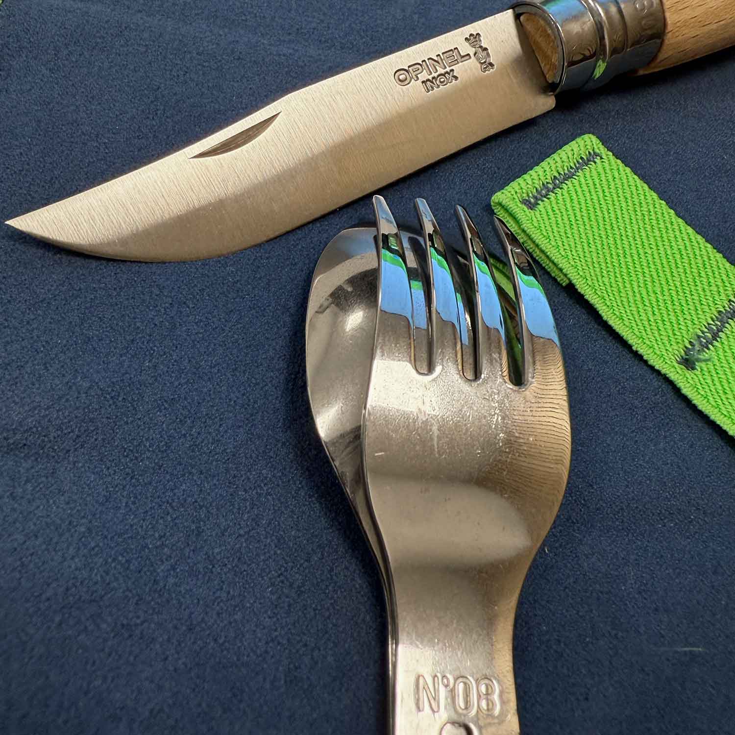 Opinel Picnic Plus – 4-teiliges Picknick- und Campingbesteck Set mit Etui