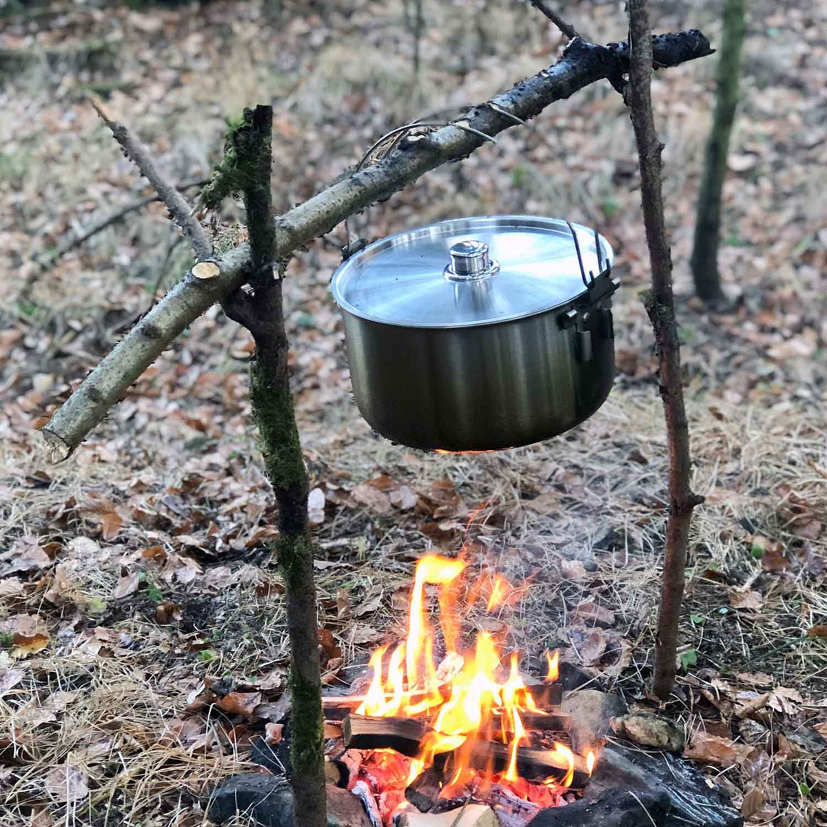 Origin Outdoors Hordentopf – Großer 10 Liter Edelstahl Kochtopf mit Standbeinen – Detailansicht