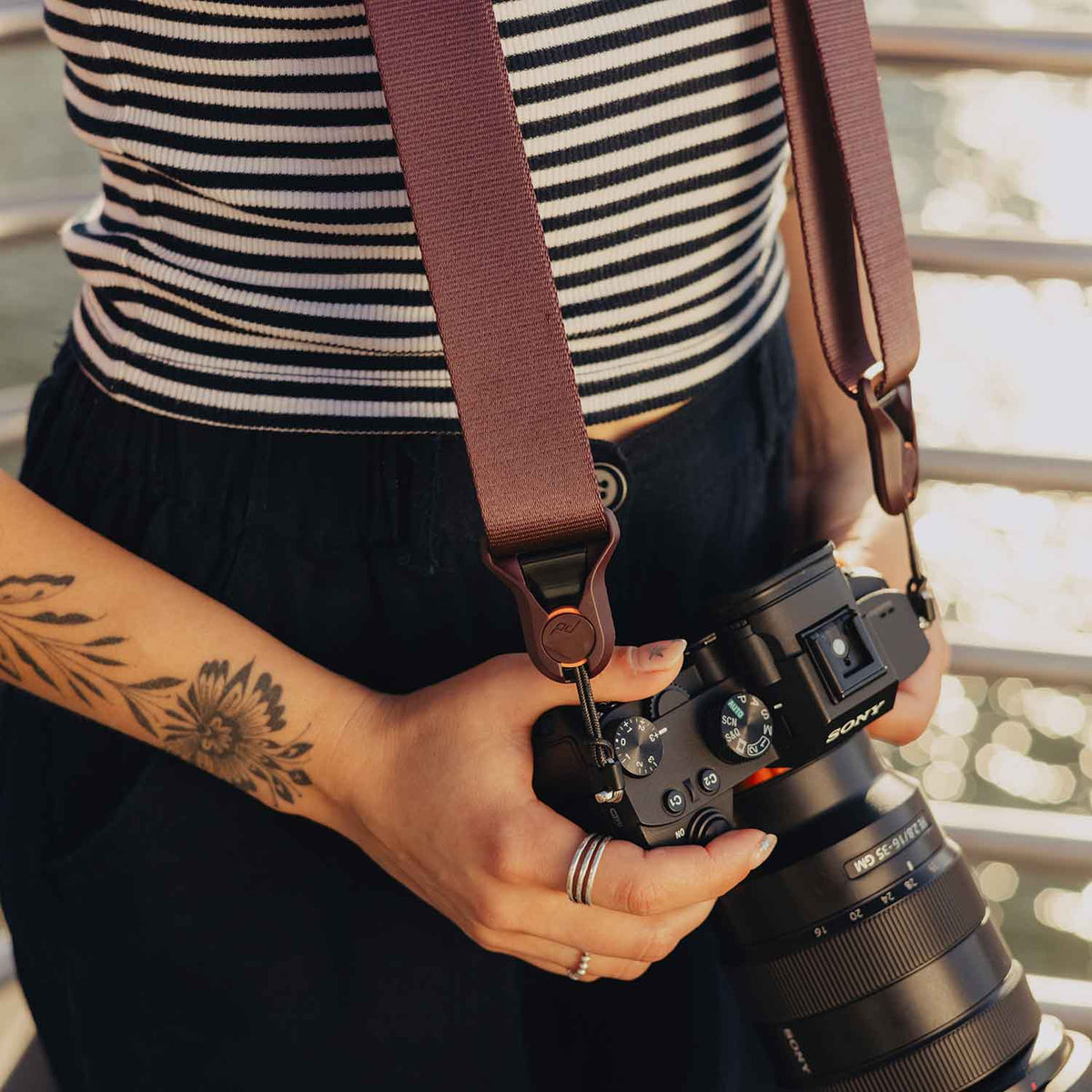 Peak Design Slide Lite - Kameragurt für DSLR und Systemkameras in verschiedenen Farben