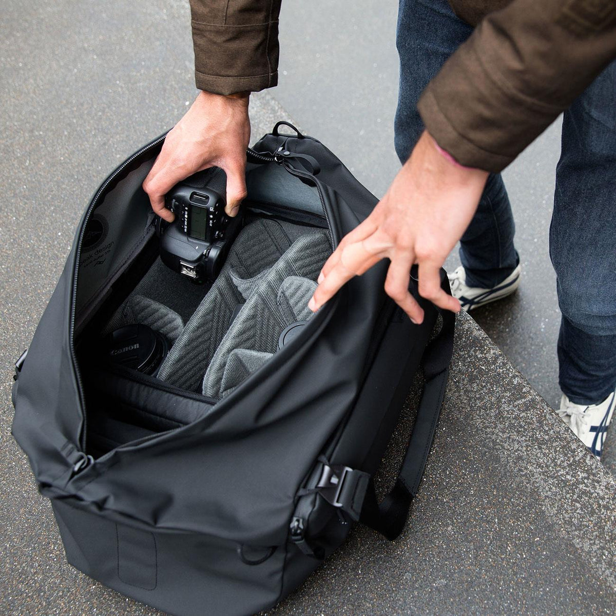 Peak Design Travel Duffel 35 Liter – Schwarz schwarz Reisetasche Fototasche kameratransport