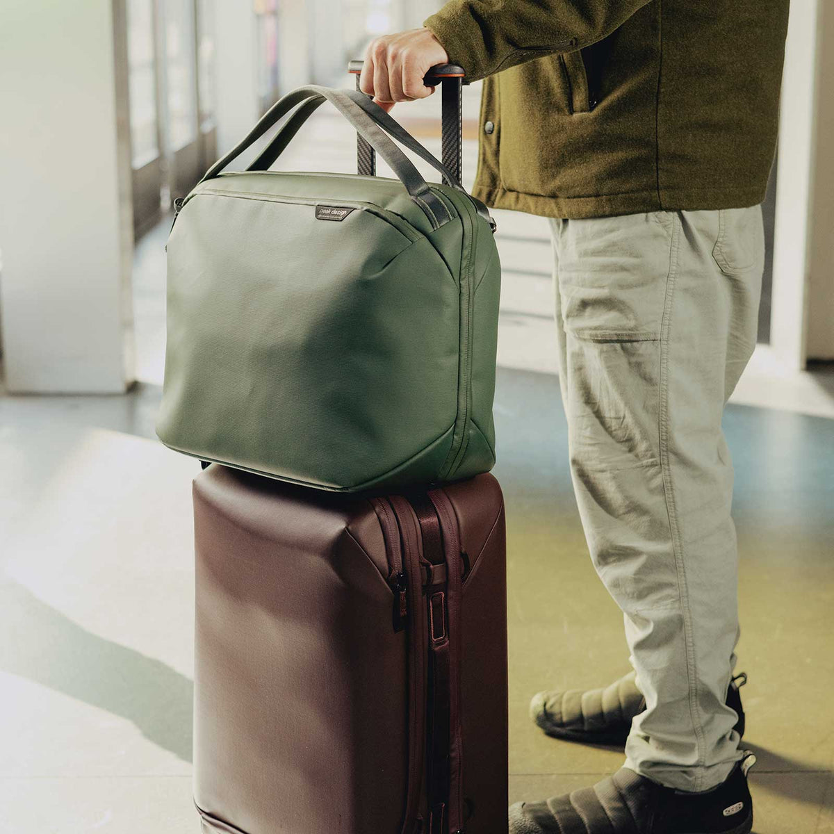 Peak Design Travel Weekender 25L – Salbeigrün Reise trip