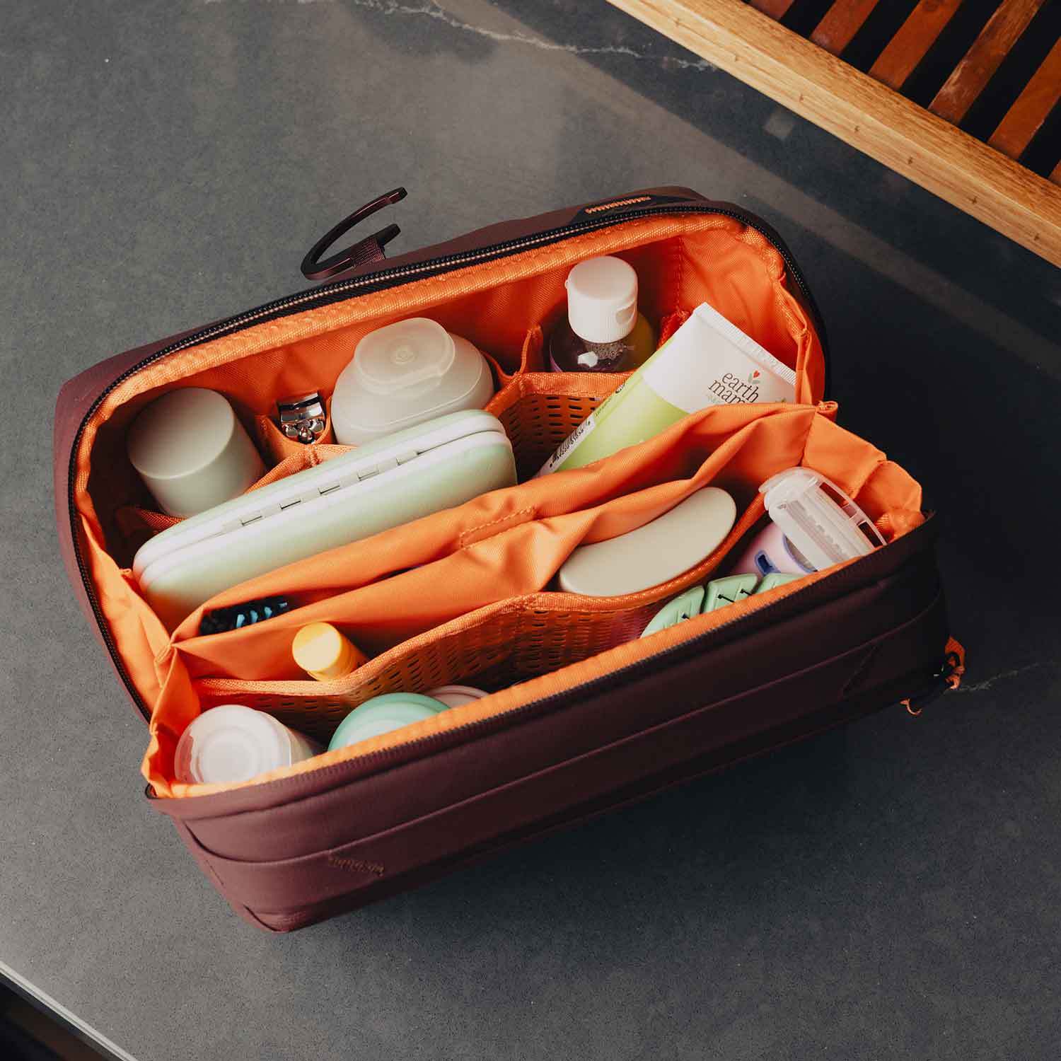 Peak Design Wash Pouch – Große Organizer-Kulturtasche – Detailansicht