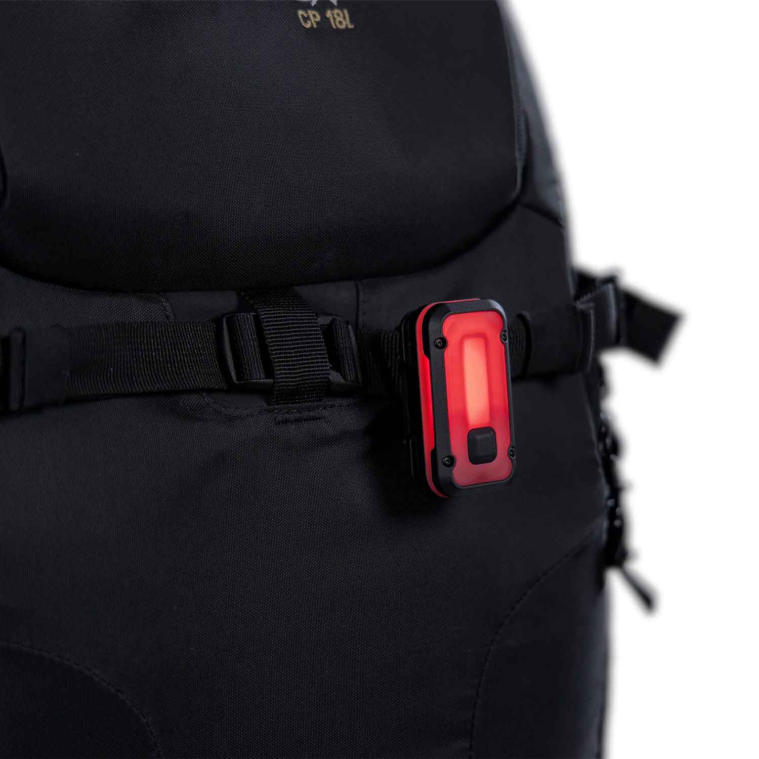 Lupine Rotlicht Pro Rücklicht 120 Lumen – Internationale Version mit Rucksack-Clip