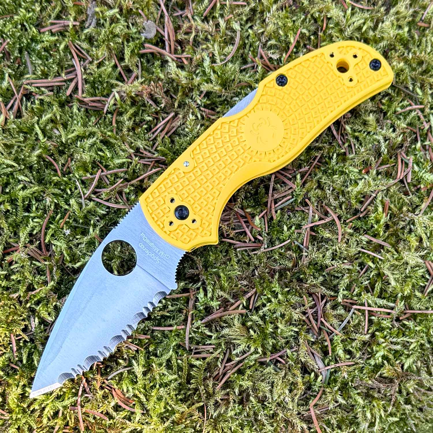 Spyderco Native 5 Salt Yellow MagnaCut – Taschenmesser mit Backlock & Clip