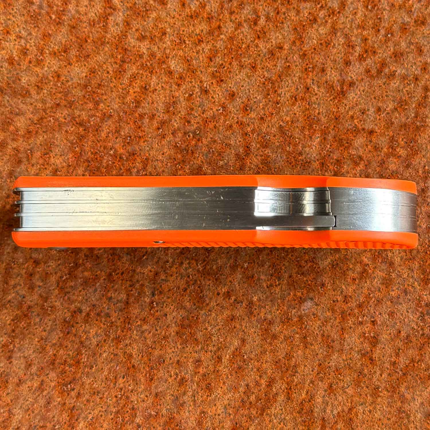 Magnum HL Triple Pocket Knife - Jagd Taschenmesser mit 2 Aufbrechklingen und Knochensäge inkl. Nylonetui – Detailansicht