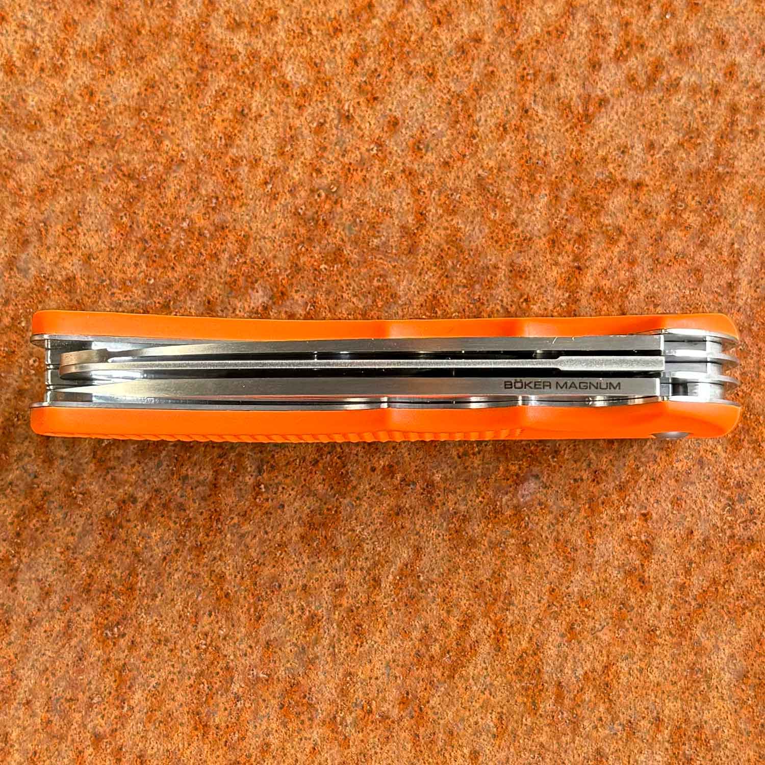 Magnum HL Triple Pocket Knife - Jagd Taschenmesser mit 2 Aufbrechklingen und Knochensäge inkl. Nylonetui – Detailansicht