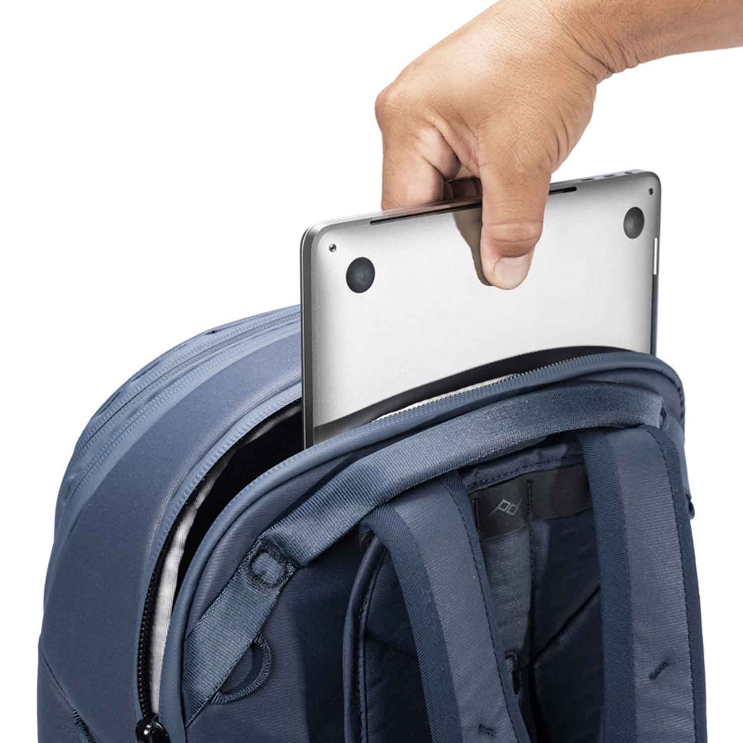 Peak Design Travel Backpack 30L - flexibler Reise- und Kamerarucksack in 6 Farben – Detailansicht