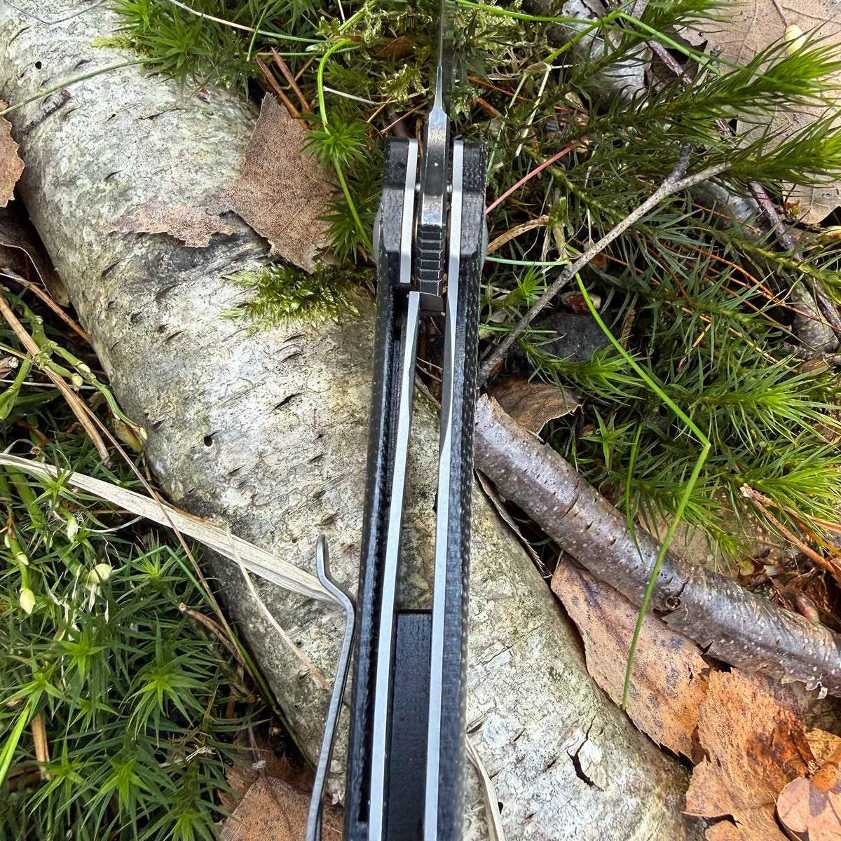 Böker Plus Corvus – EDC Taschenmesser mit Wharncliffe-Klinge und Deep-Carry Clip – Produktansicht des Messers – Detailansicht 5