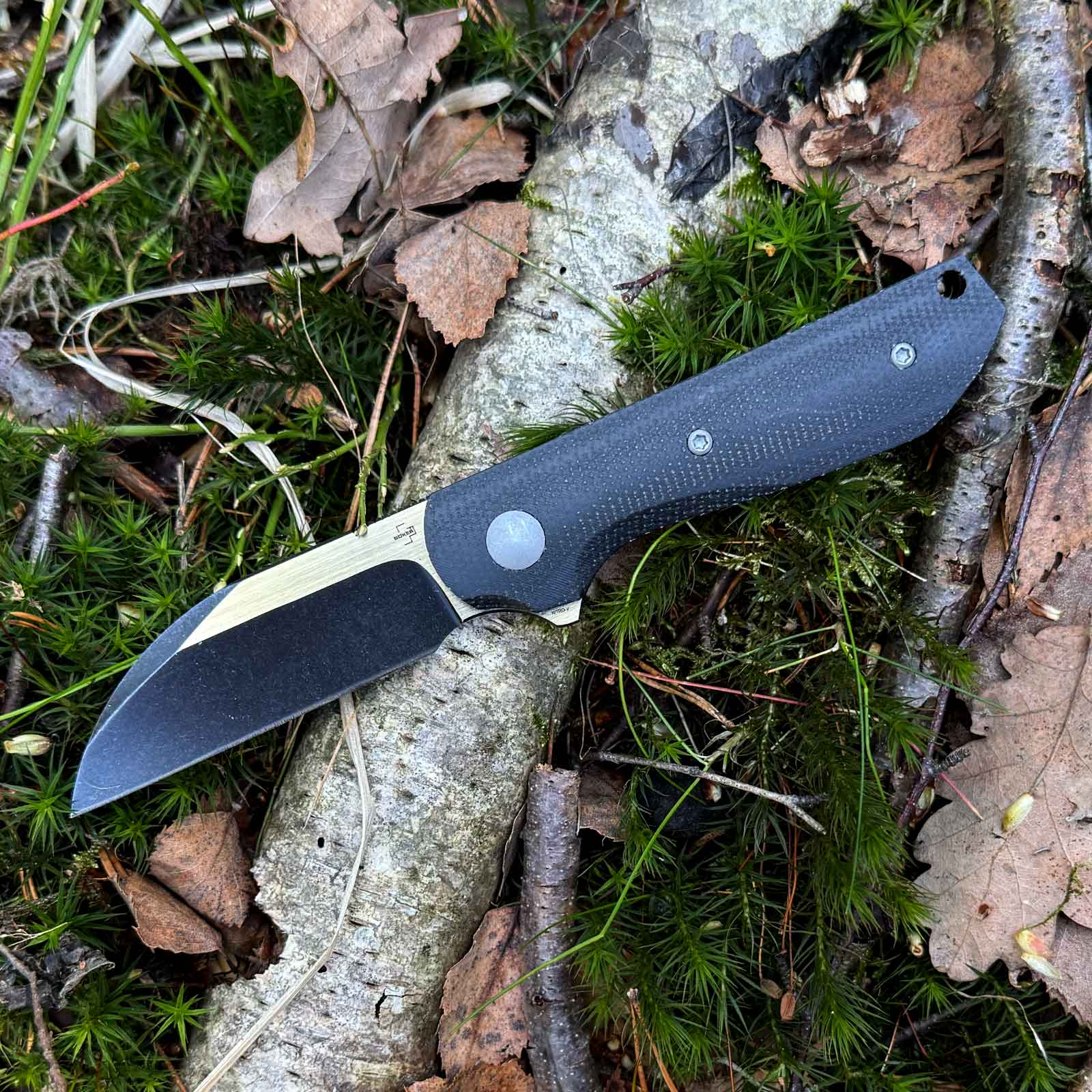 Böker Plus Corvus – EDC Taschenmesser mit Wharncliffe-Klinge und Deep-Carry Clip – Klinge und Schneide