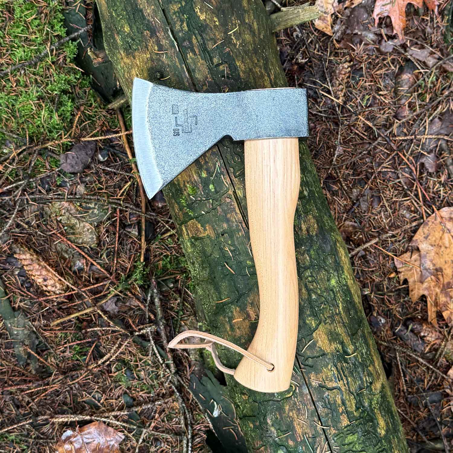 Böker Appalachian Origin Mini Axe – Kompaktes Mini-Beil mit Eschenholzstiel