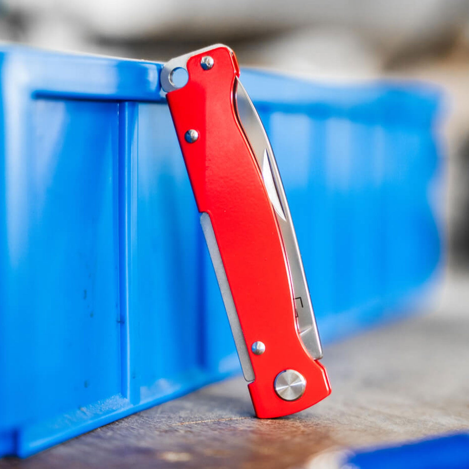 Böker Plus Atlas – robuste Taschenmesser in vielen Varianten – Red rot im Alltag edelstahl