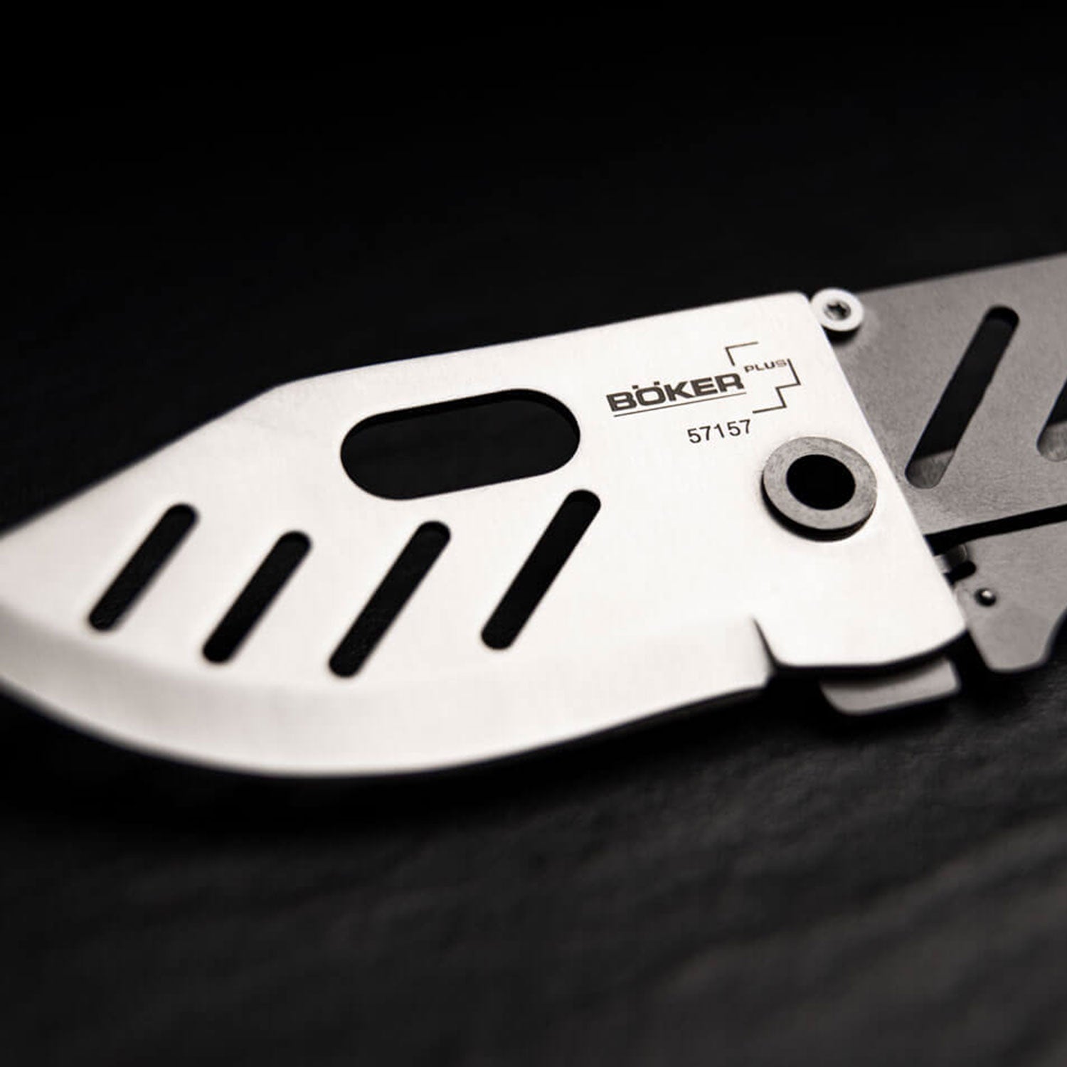 Böker Plus Credit Card Knife - Taschenmesser im Kreditkartenformat mit Clip – Detailansicht