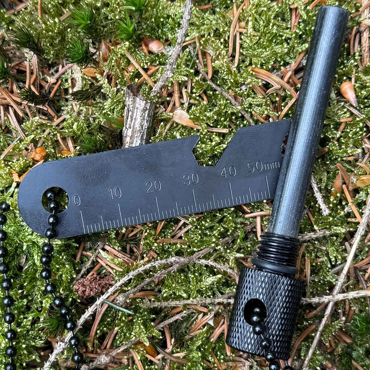 Böker Plus Fire Starter - Detailansicht Messskala