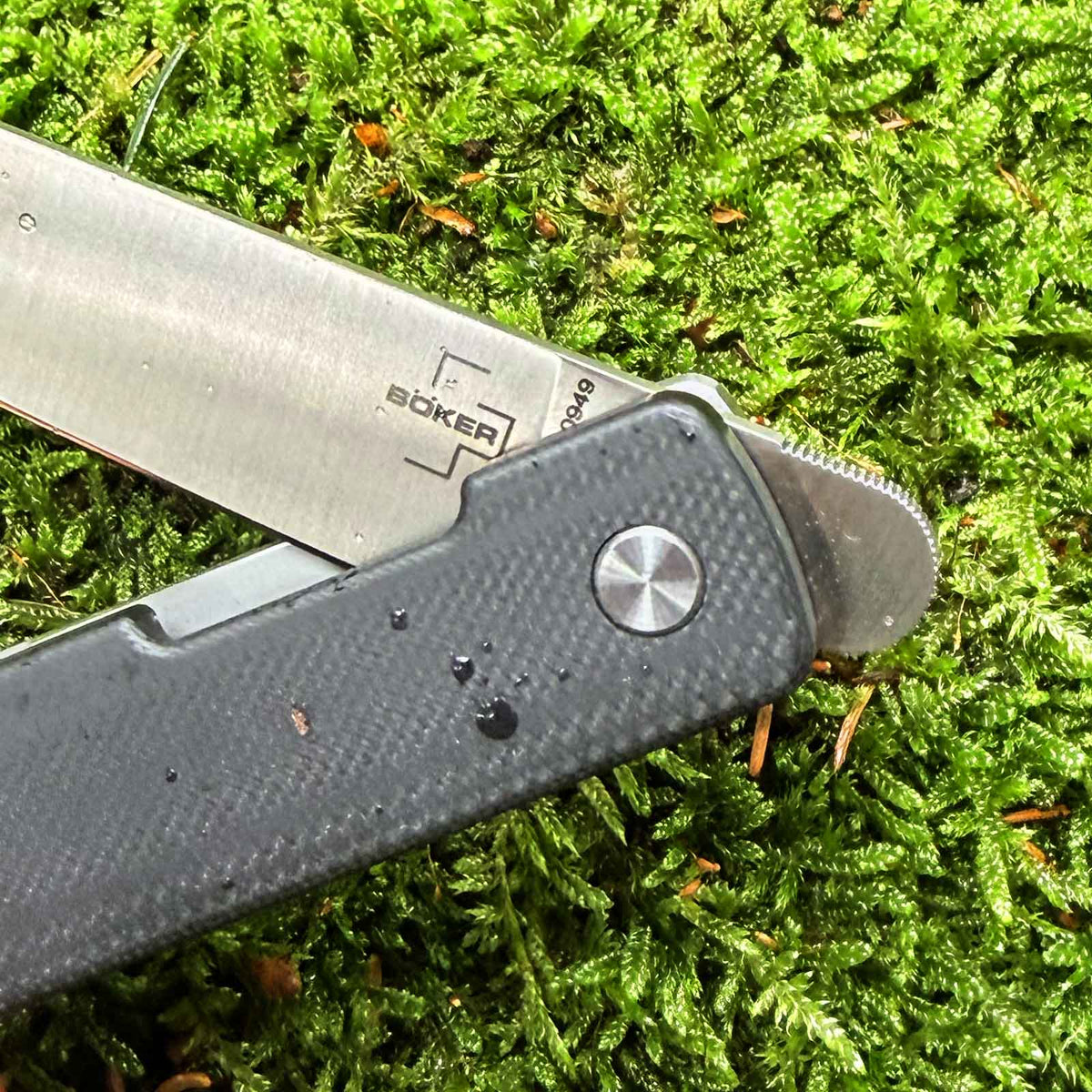 Böker Plus Friday Gentleman Taschenmesser – Verschluss Öffnung