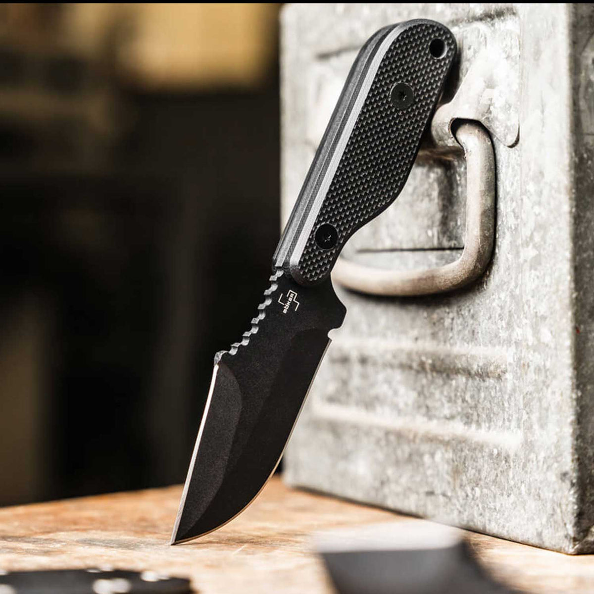 Böker Plus Kagat G10 – Taktisches EDC-Fahrtenmesser mit Kydexscheide