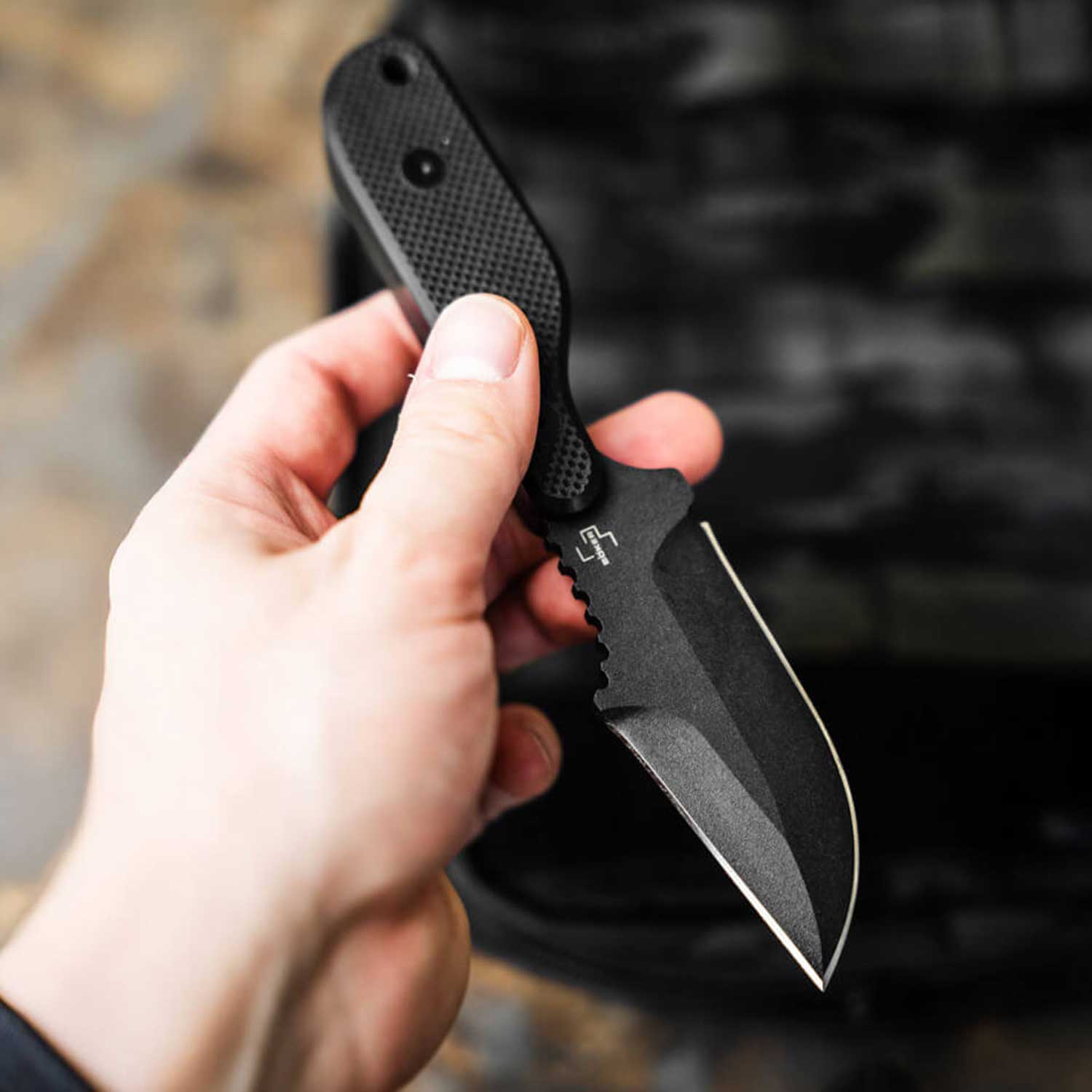 Böker Plus Kagat G10 – Taktisches EDC-Fahrtenmesser mit Kydexscheide – Detailansicht