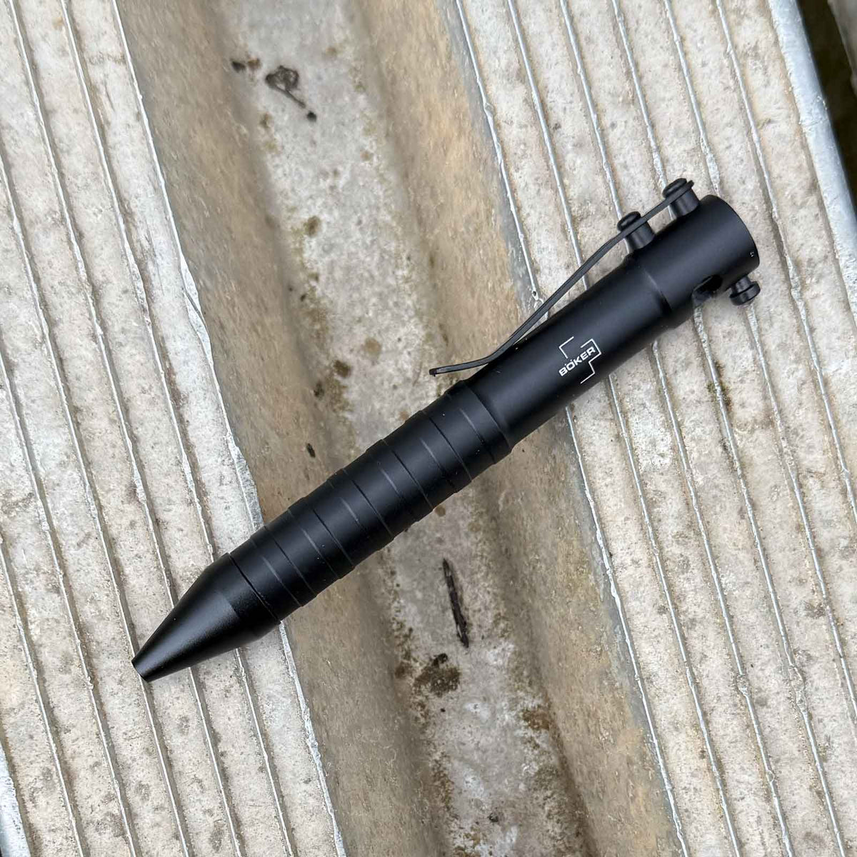 Böker Plus K.I.D. cal .50 Black – Tactical Pen Aluminium mattschwarz mit Clip