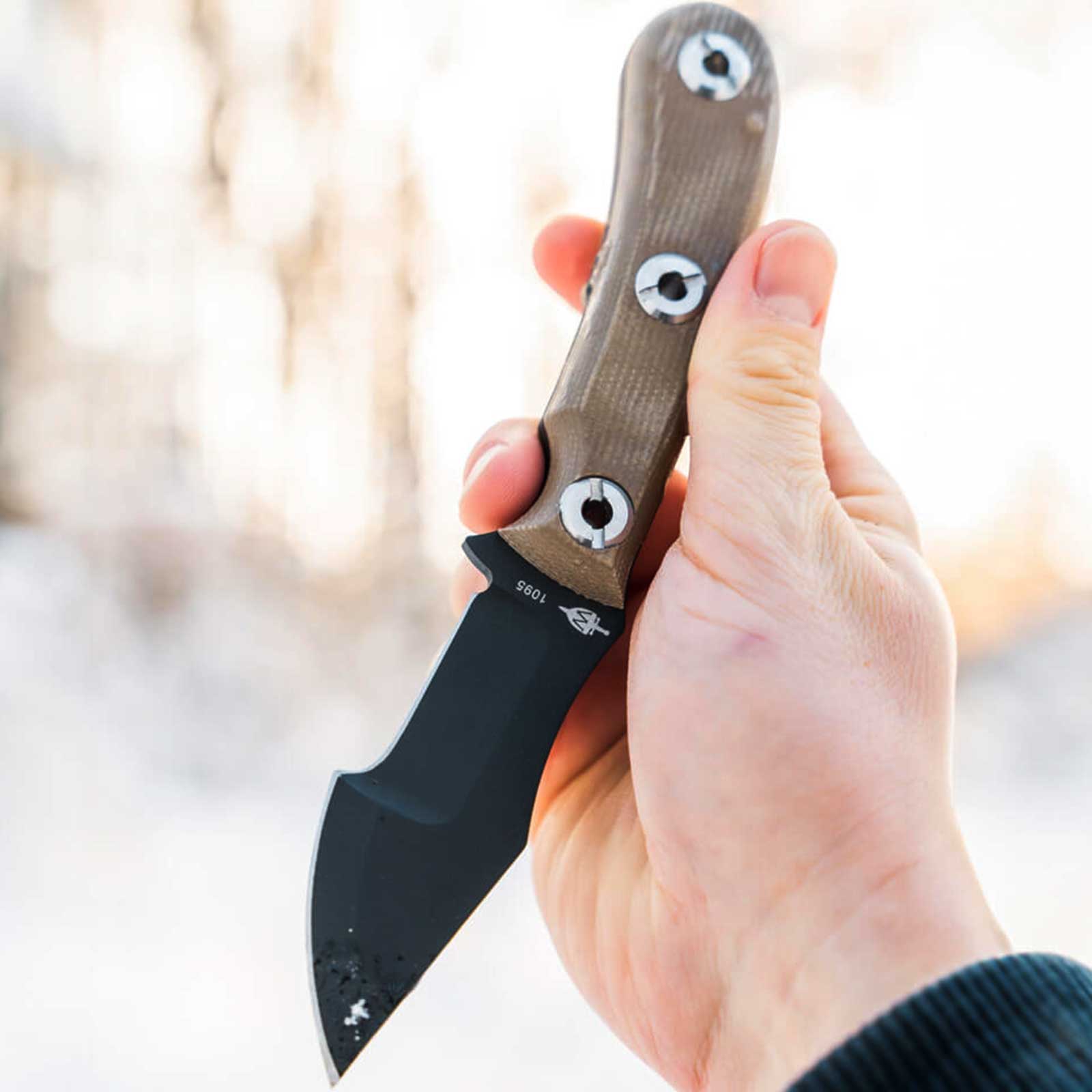 Böker Micro Tracker 2.0 Outdoormesser – Messeransicht in Hand